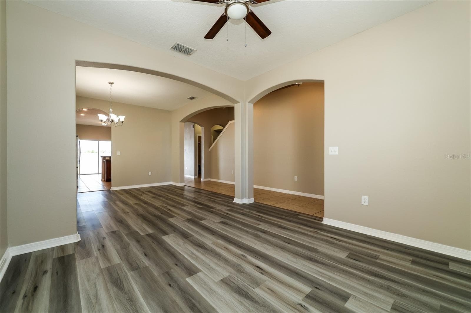 Single Family Residence at 2322 DOVESONG TRACE DR, RUSKIN, photo 3 of 22