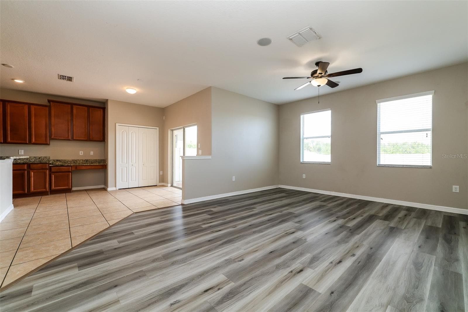 Single Family Residence at 2322 DOVESONG TRACE DR, RUSKIN, photo 5 of 22