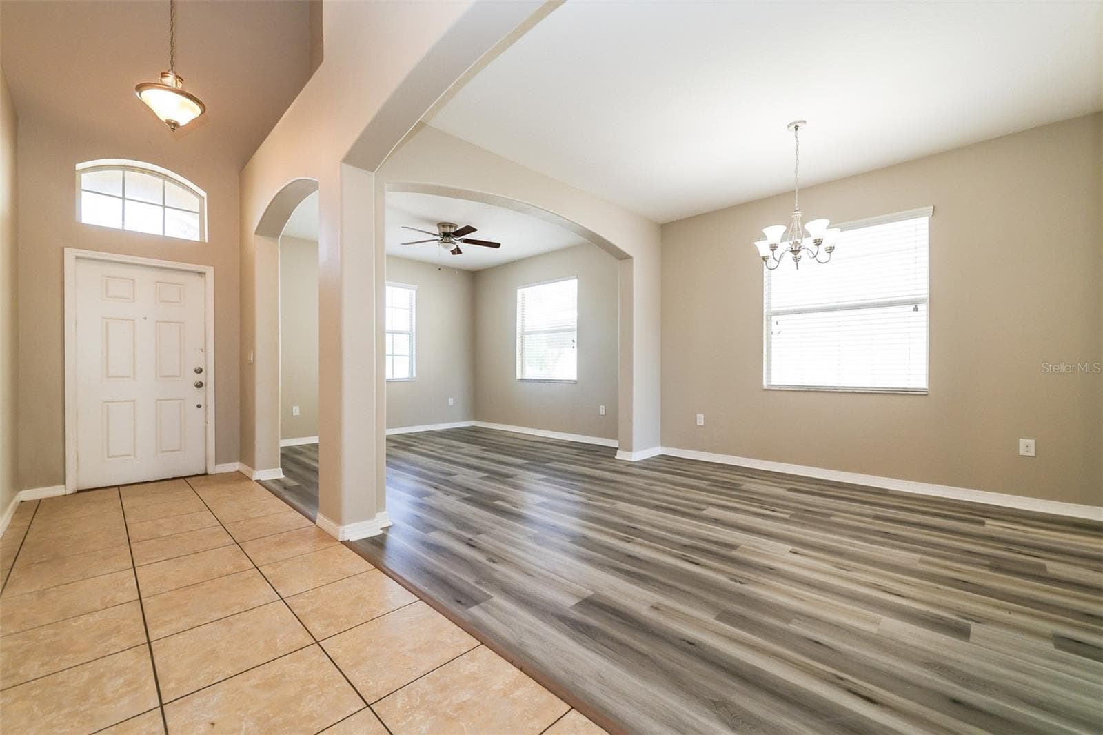 Single Family Residence at 2322 DOVESONG TRACE DR, RUSKIN, photo 6 of 22