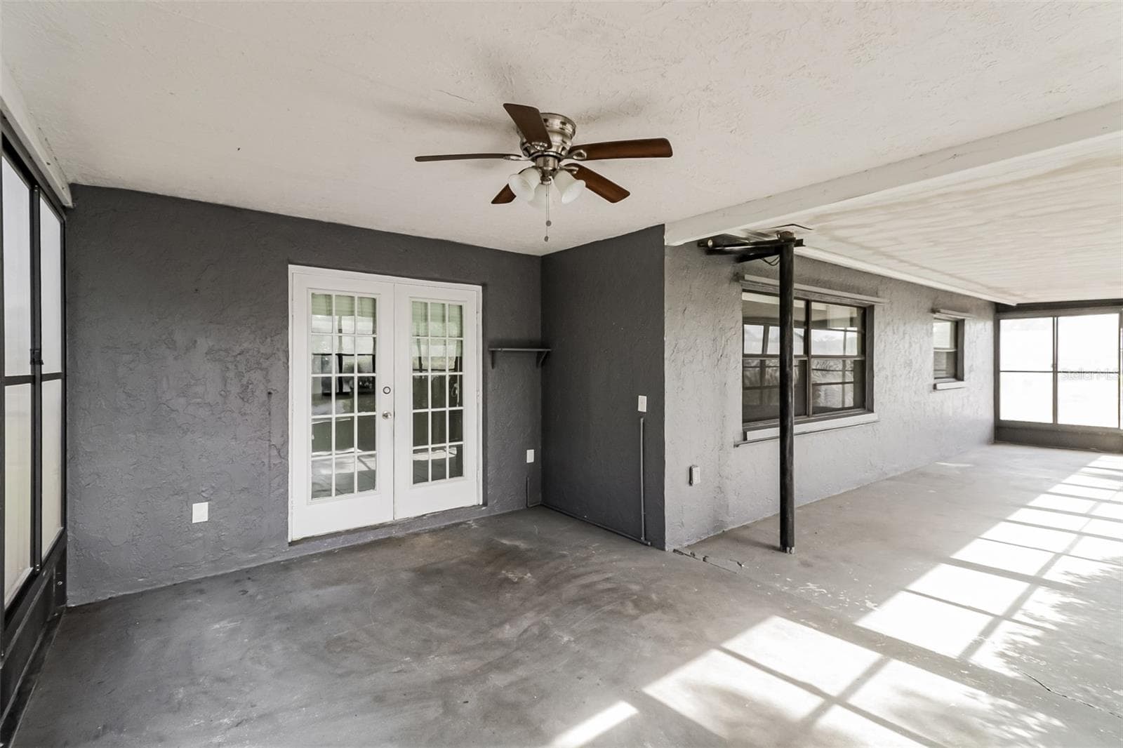 Single Family Residence at 11322 WOLF CT, PORT RICHEY, photo 9 of 21