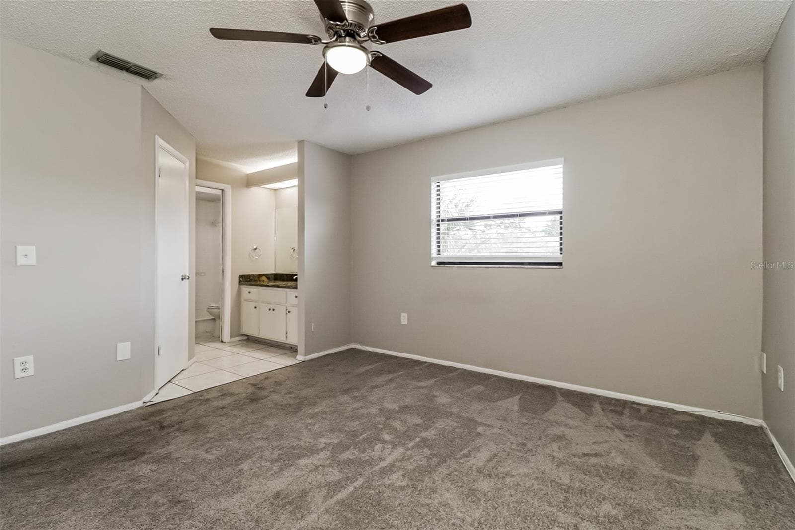 Single Family Residence at 11322 WOLF CT, PORT RICHEY, photo 11 of 21