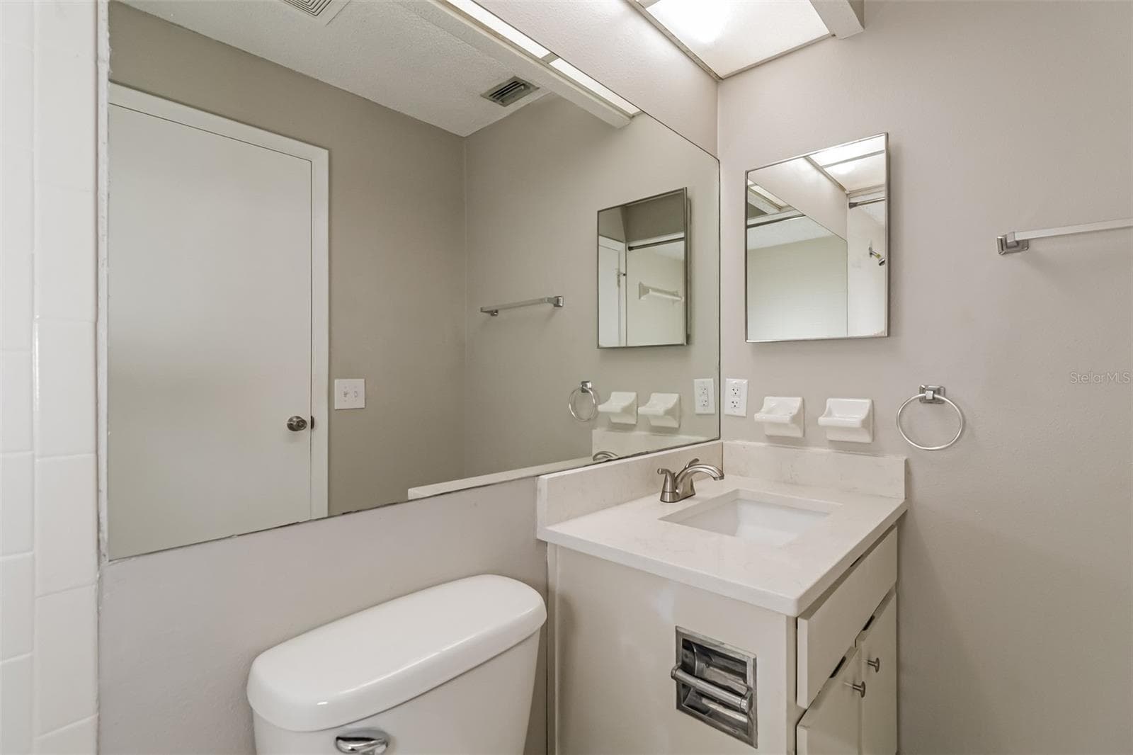 Single Family Residence at 11322 WOLF CT, PORT RICHEY, photo 18 of 21