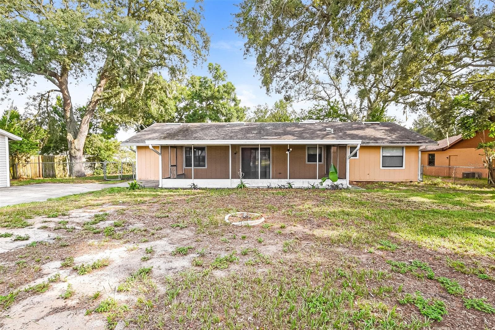 Single Family Residence at 1309 COVE PL, TAVARES, photo 20 of 20