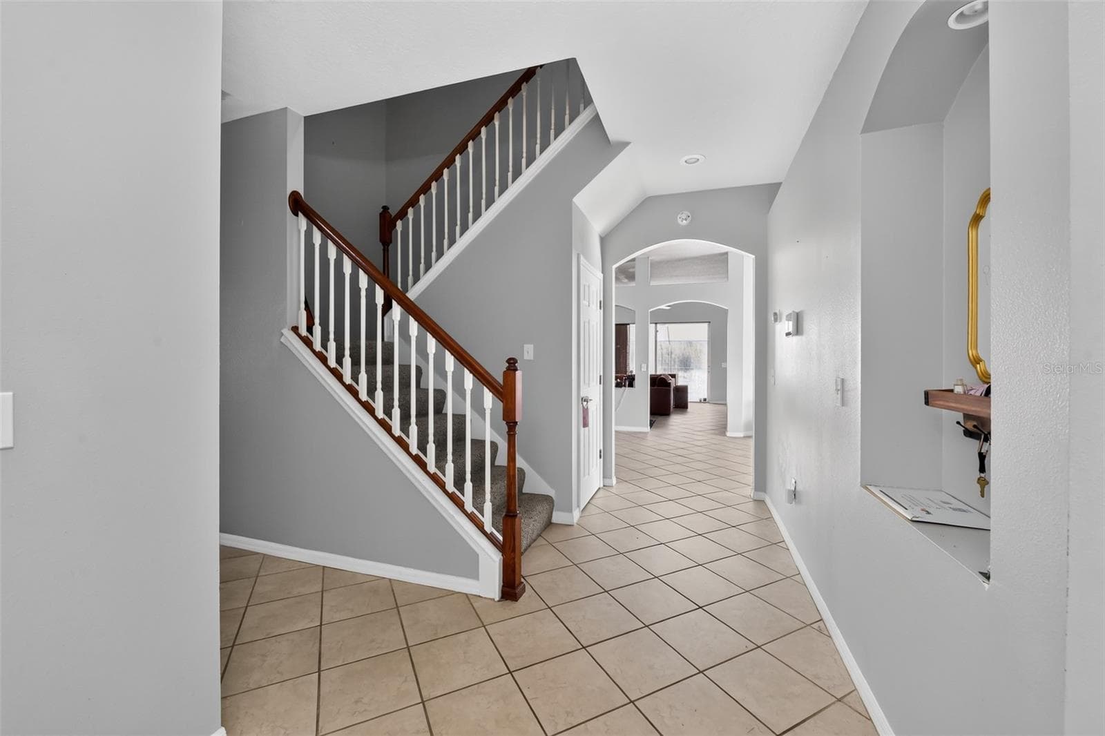 Single Family Residence at 6717 GUILFORD CREST DR, APOLLO BEACH, photo 9 of 32