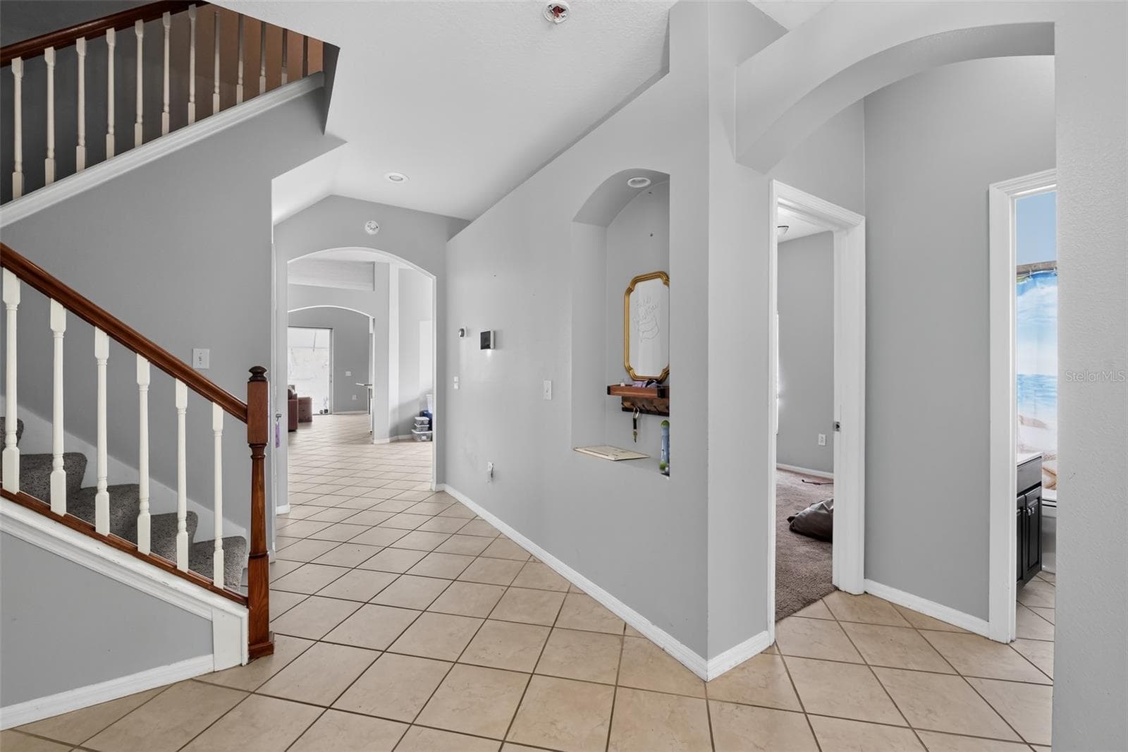Single Family Residence at 6717 GUILFORD CREST DR, APOLLO BEACH, photo 10 of 32