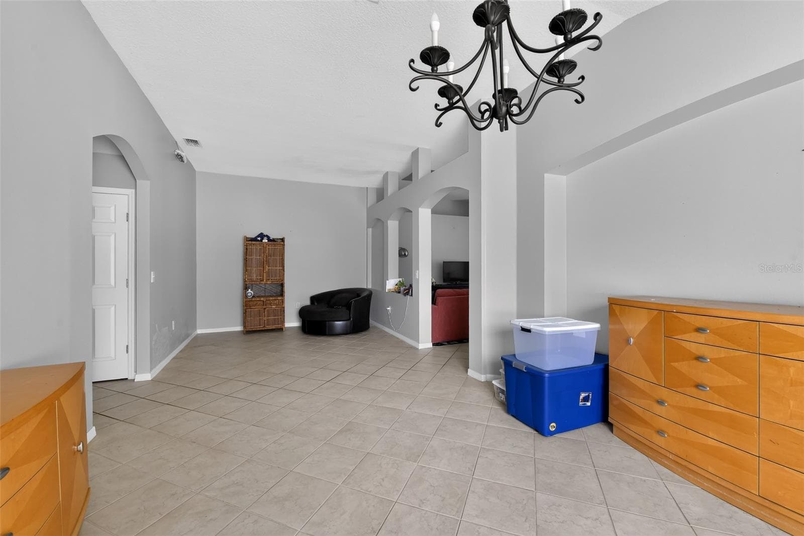 Single Family Residence at 6717 GUILFORD CREST DR, APOLLO BEACH, photo 12 of 32