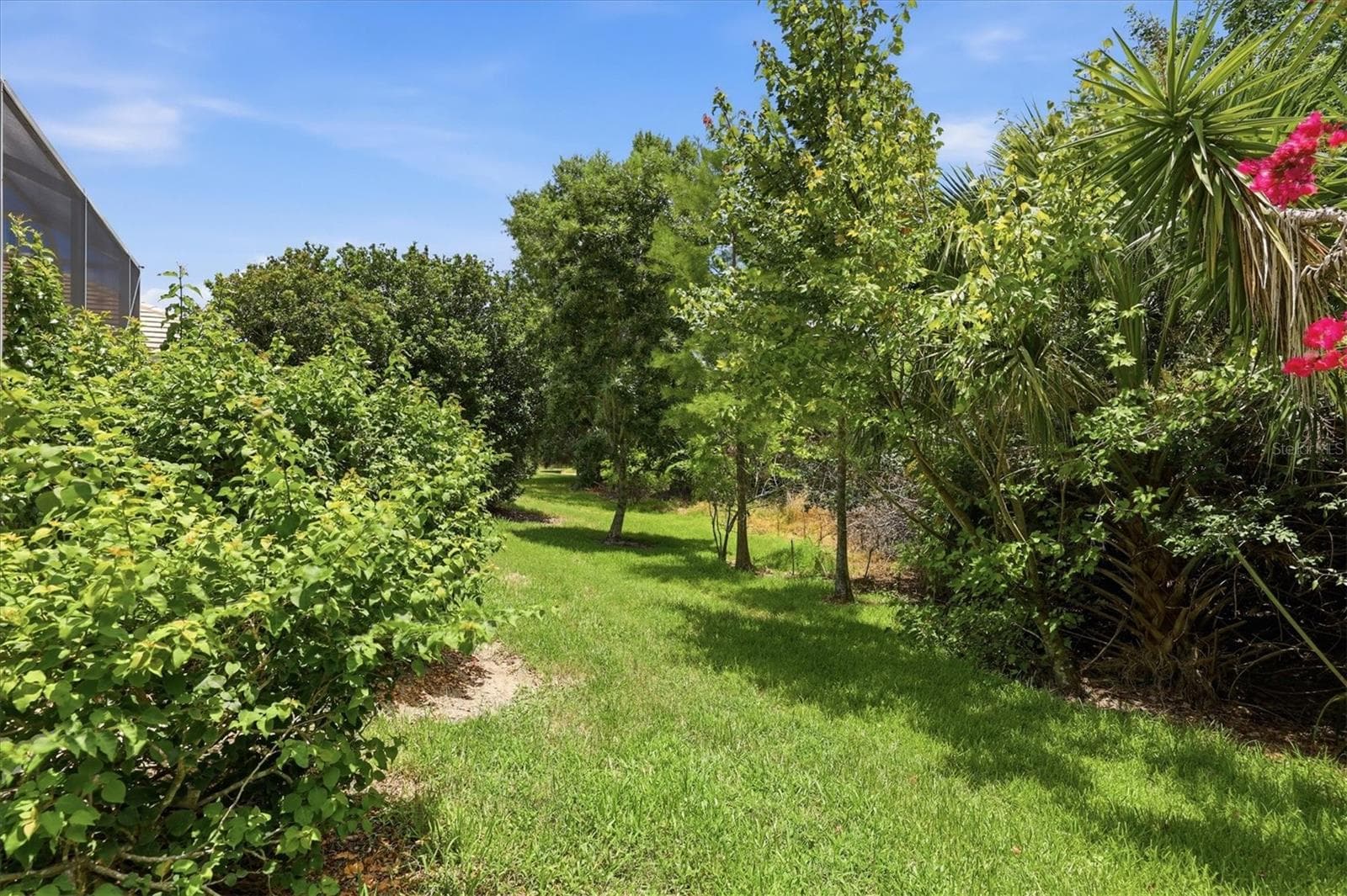 Single Family Residence at 8492 IDLEWOOD CT, LAKEWOOD RANCH, photo 49 of 71