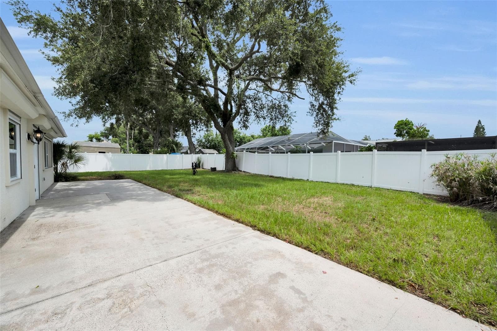 Rear Patio and Huge Fenced Yard - 13760 87TH PL, SEMINOLE