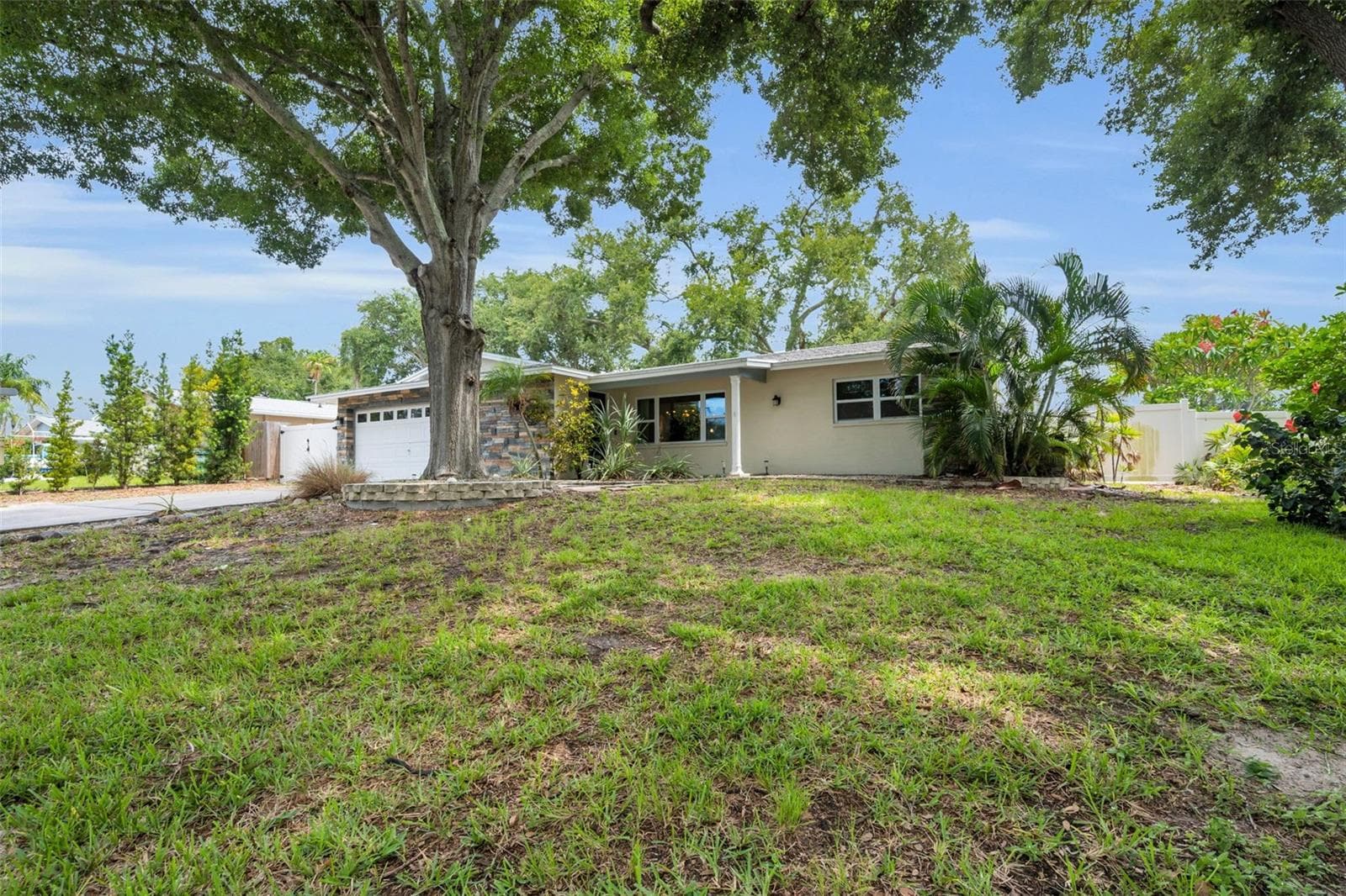 Single Family Residence at 13760 87TH PL, SEMINOLE, photo 12 of 75