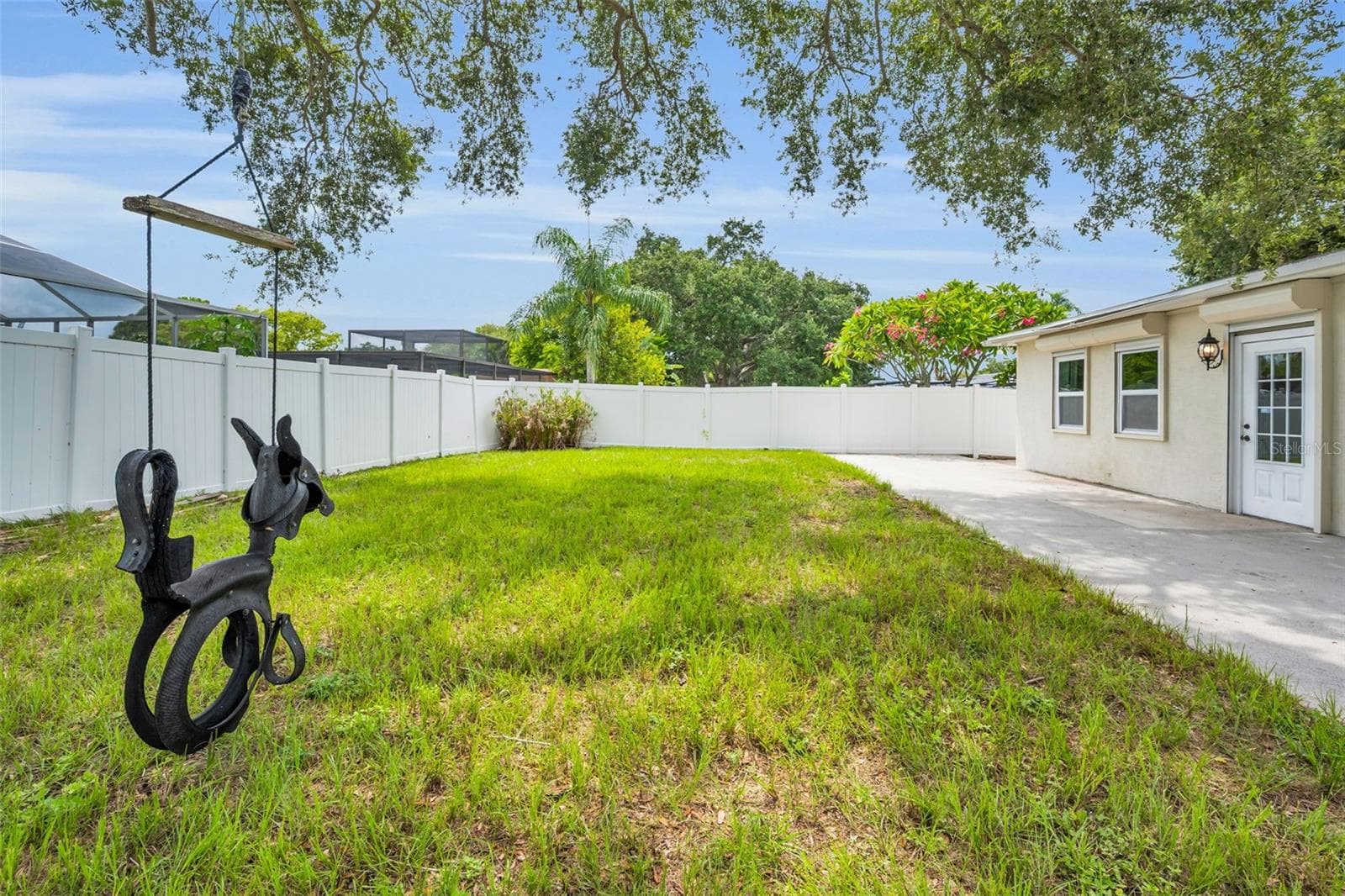 Huge Fenced Yard - plenty of room for a pool! - 13760 87TH PL, SEMINOLE