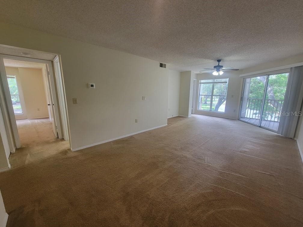 Condominium at 10024 STRAFFORD OAK CT #813, TAMPA, photo 4 of 16