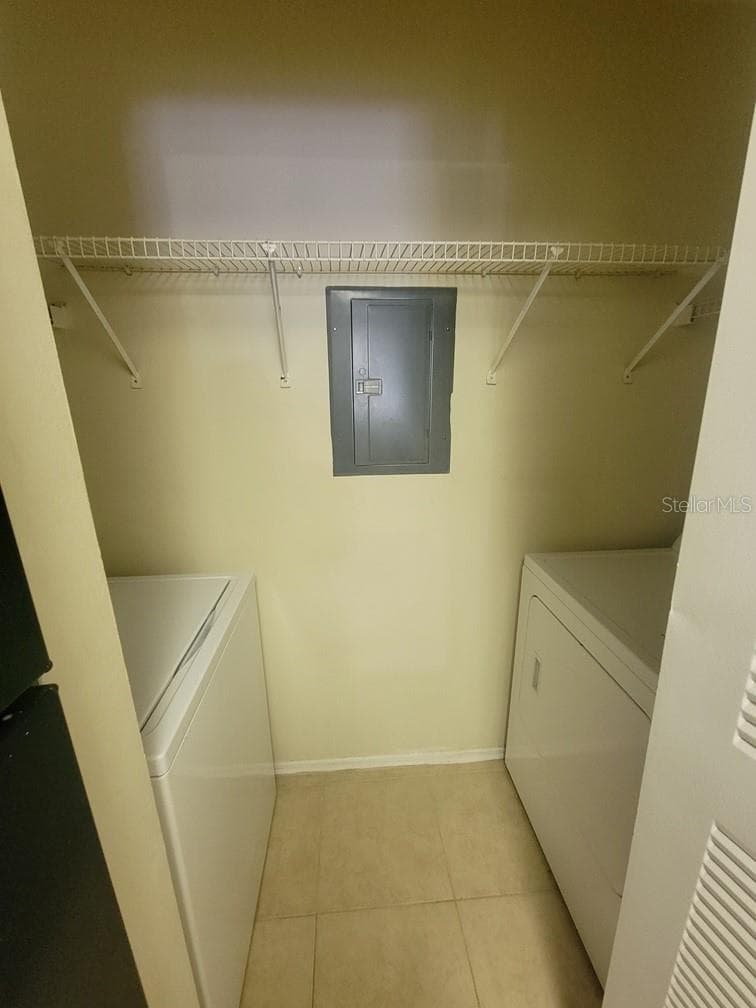 Condominium at 10024 STRAFFORD OAK CT #813, TAMPA, photo 5 of 16