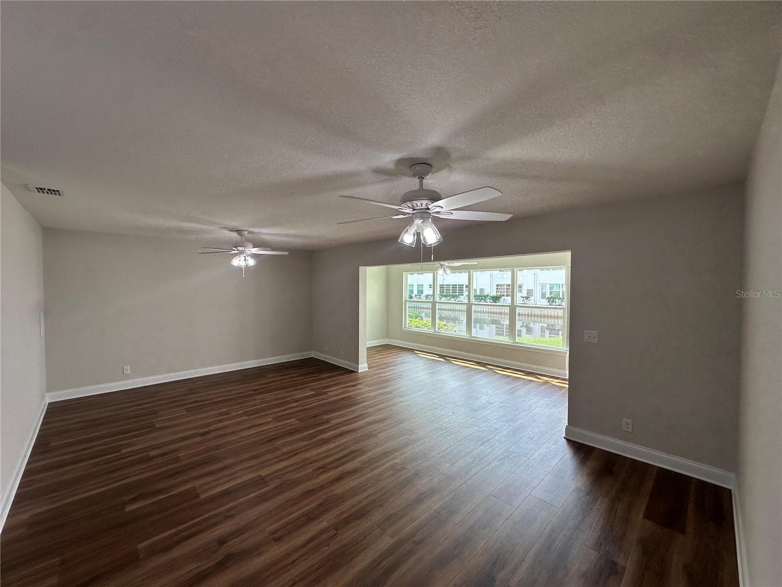 Living Room - 100 EL CAMINO DR #104, WINTER HAVEN