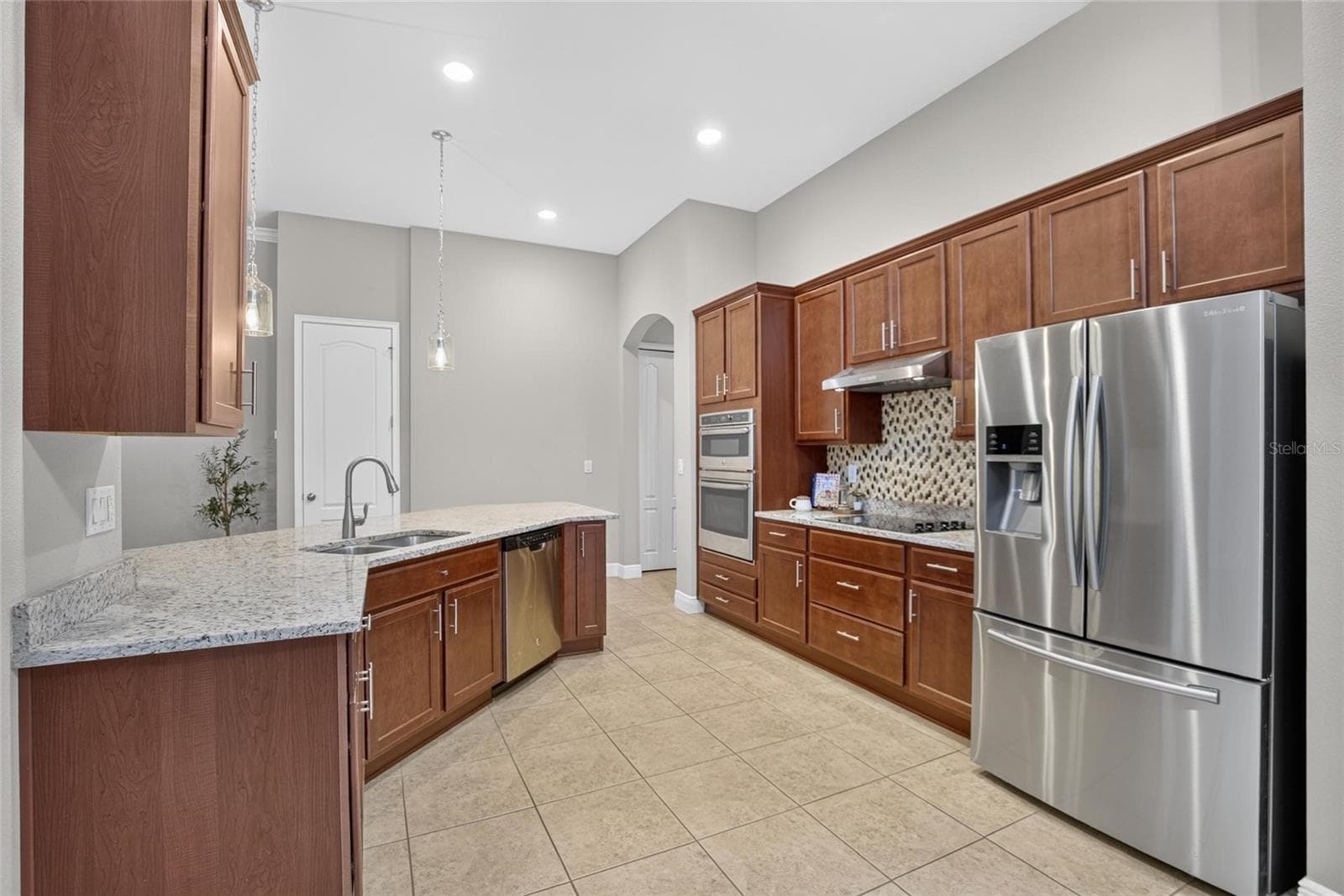 Single Family Residence at 12153 CREEK PRESERVE DR, RIVERVIEW, photo 6 of 56