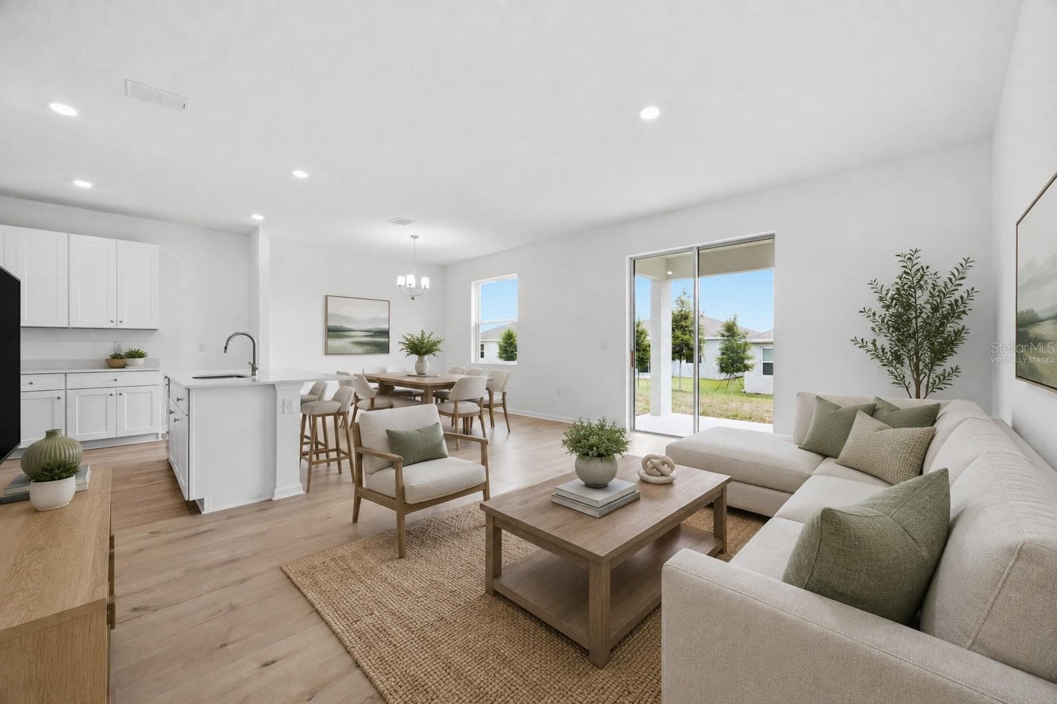 Virtually Staged - 6205 SANDERS GROVE CIR, OKAHUMPKA