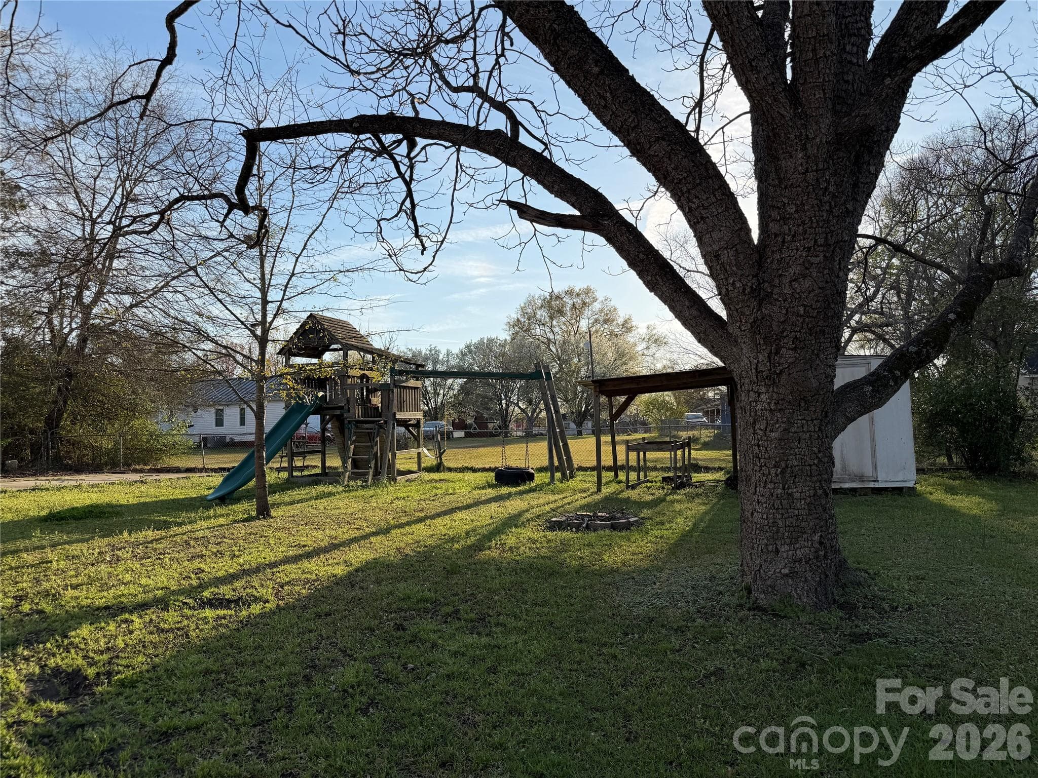 Great backyard for those afternoons and evenings - 612 Ballard Street, Chester