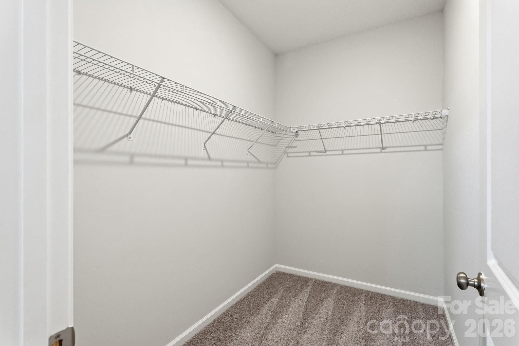 Primary Closet - Shelby