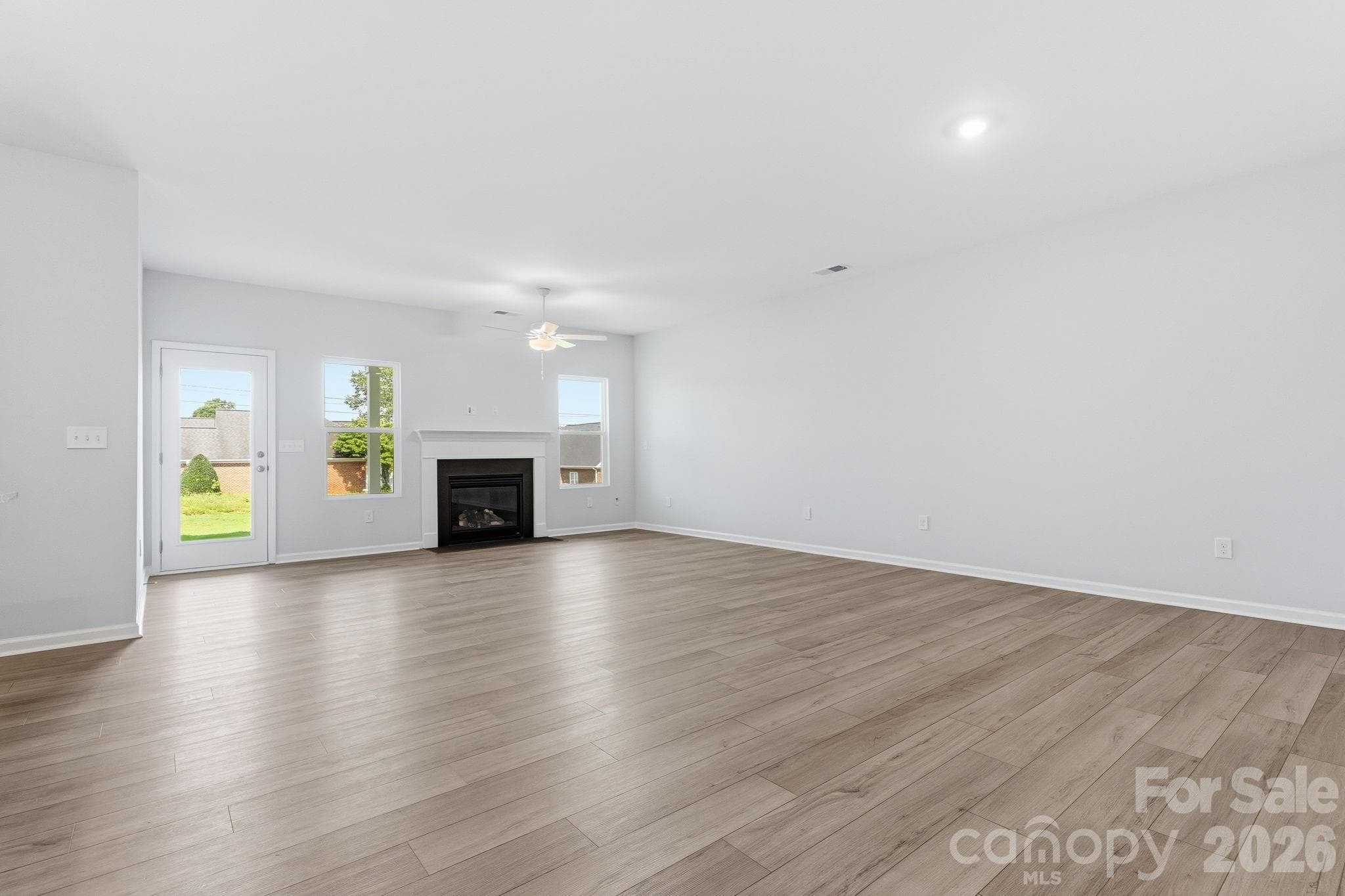 Great Room w/fireplace - Shelby