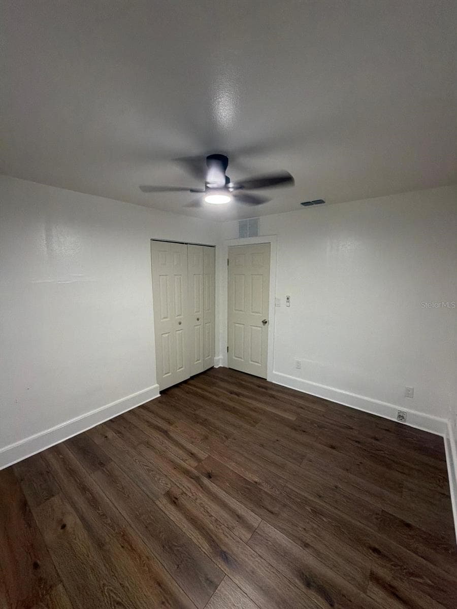 Bedroom - 233 S RHODES ST, MOUNT DORA