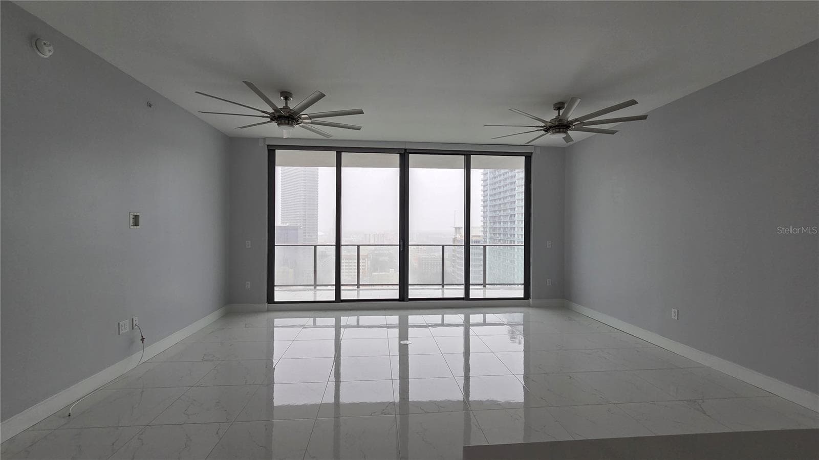 living and dining - 100 1ST AVE N #2406, ST PETERSBURG