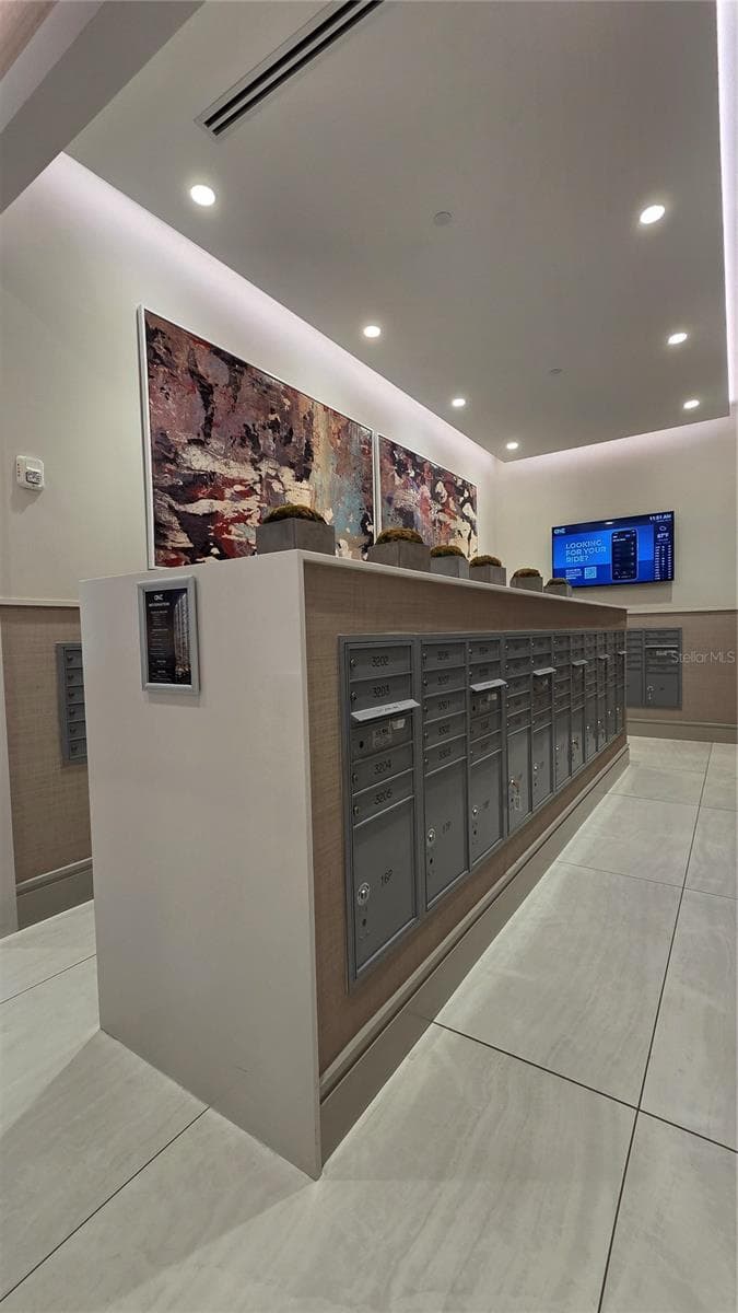 mailbox area - 100 1ST AVE N #2406, ST PETERSBURG