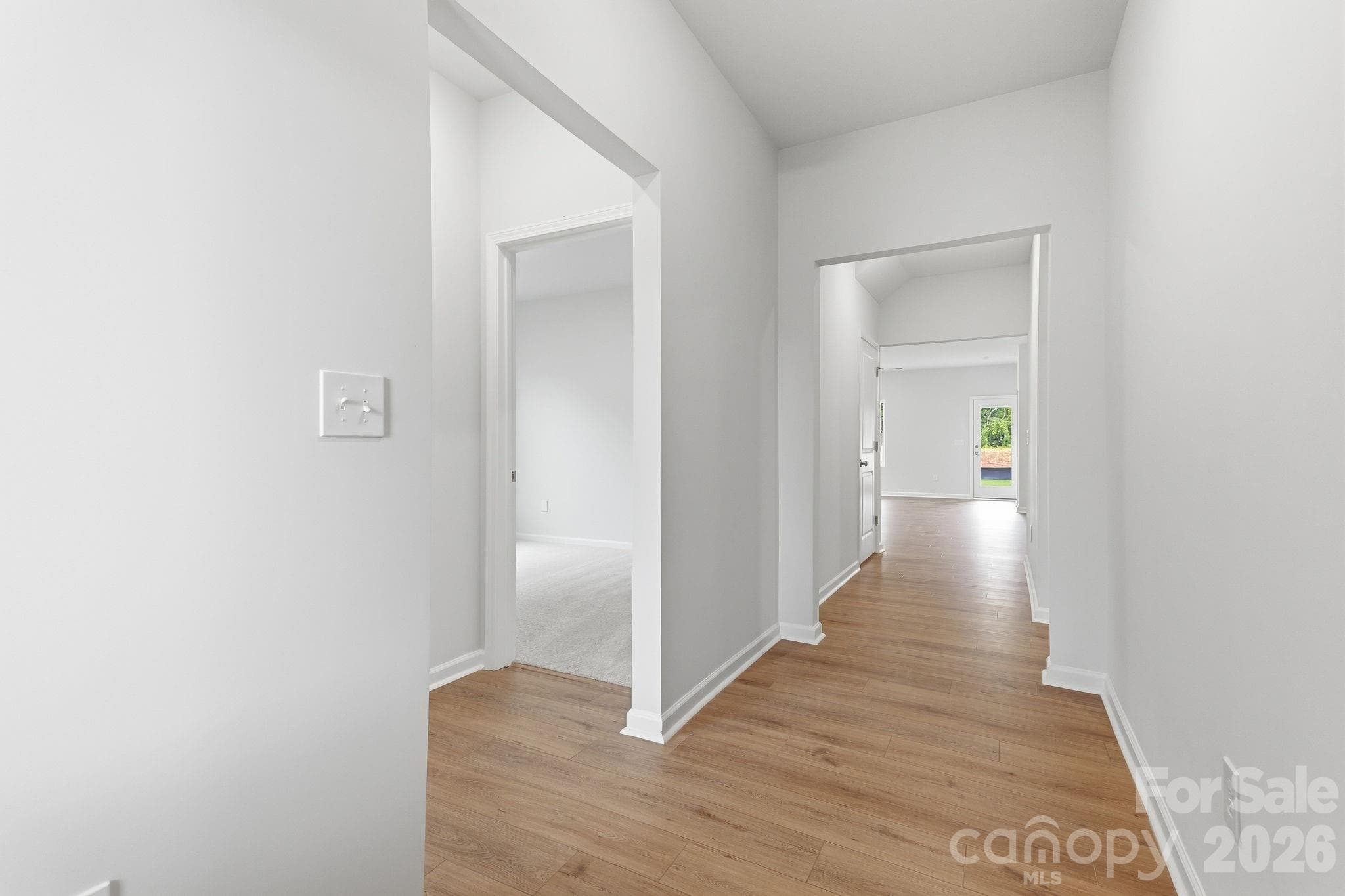 Entry Hallway - Shelby