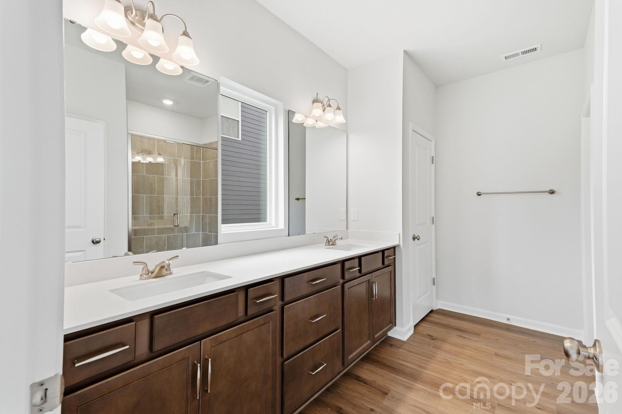Primary Bathroom - 204 Rodeo Drive, Shelby