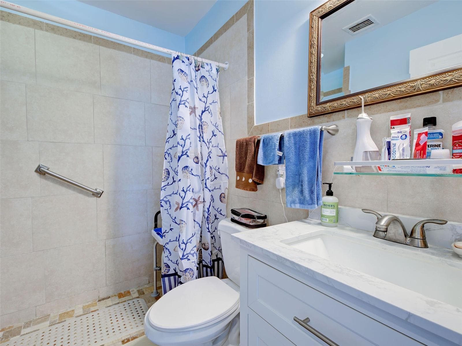 Single Family Residence at 107 PECKHAM ST SW, PORT CHARLOTTE, photo 15 of 34