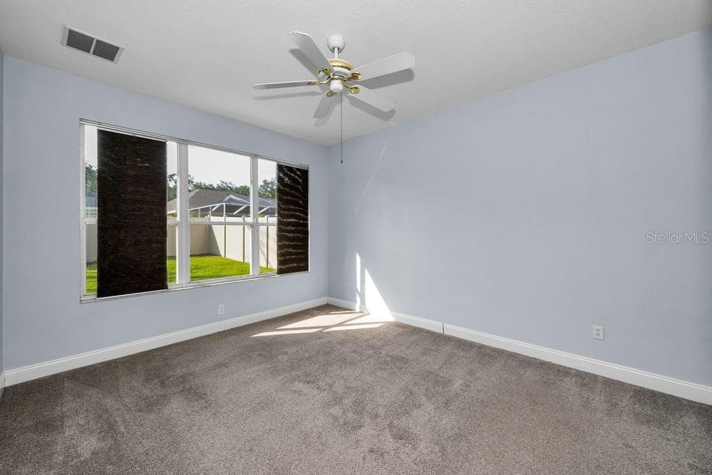 Single Family Residence at 18104 HAMDEN PARK WAY, TAMPA, photo 16 of 29