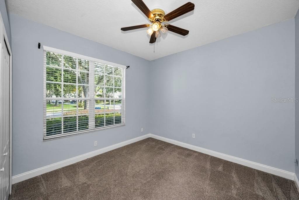 Single Family Residence at 18104 HAMDEN PARK WAY, TAMPA, photo 24 of 29