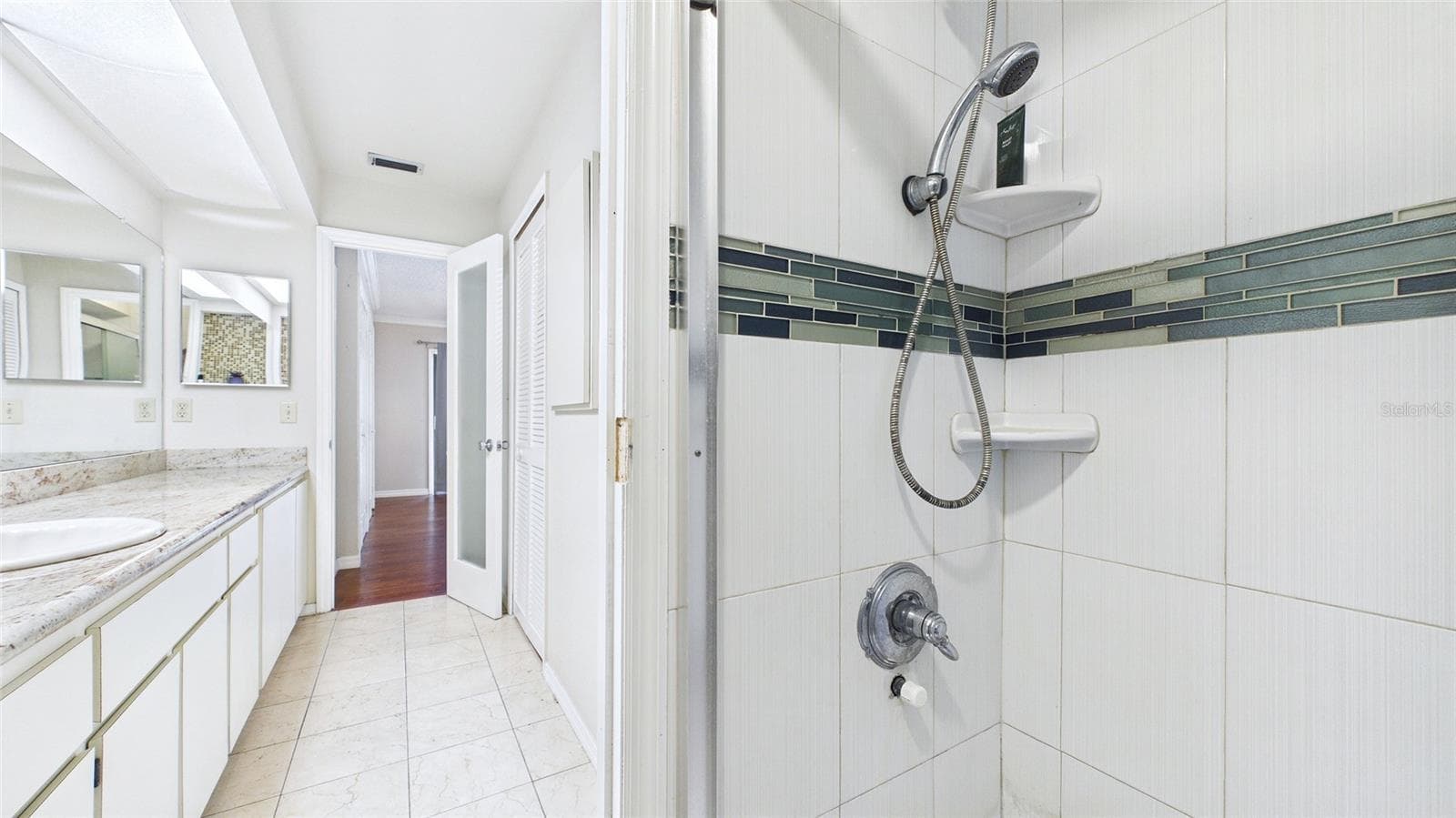 Townhouse at 2122 TARPON LANDINGS DR, TARPON SPRINGS, photo 25 of 47
