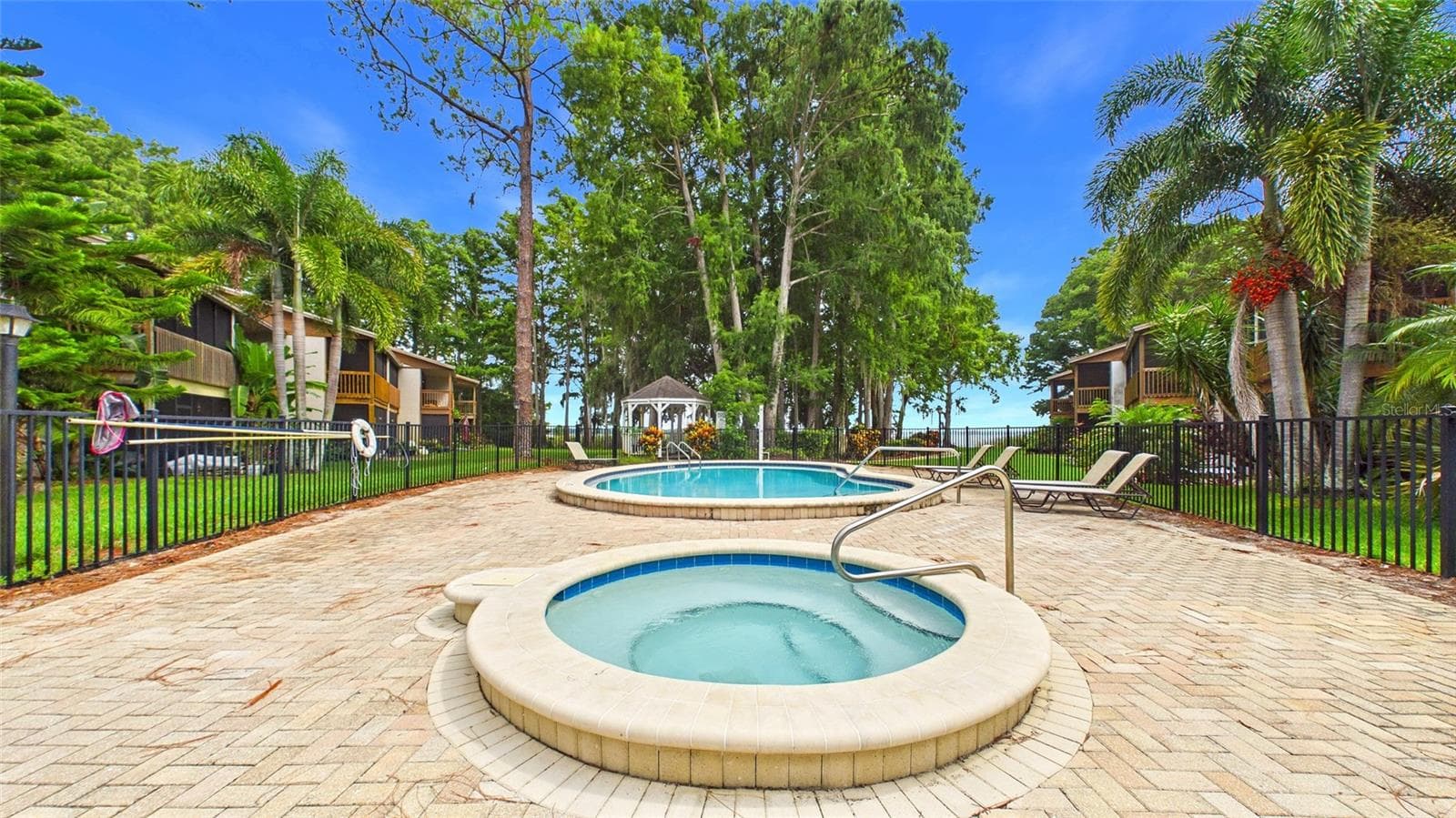 Townhouse at 2122 TARPON LANDINGS DR, TARPON SPRINGS, photo 42 of 47