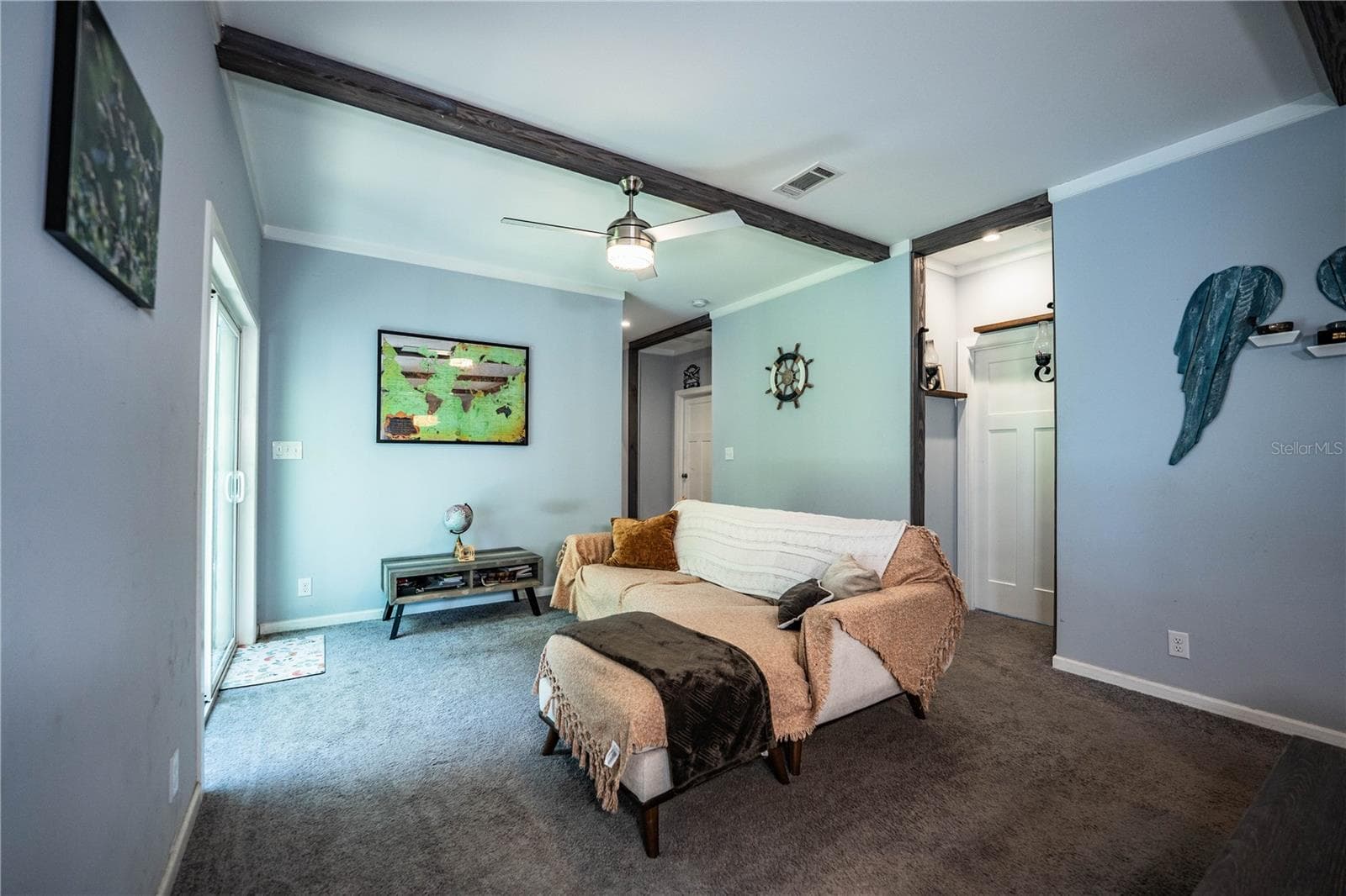 Family Room - 950 LAKE COVE TRL, LAKELAND