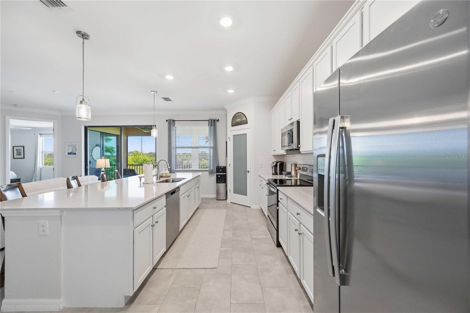 A large/stunning kitchen to serve family and guests alike. - 10821 TARFLOWER DR #202, VENICE