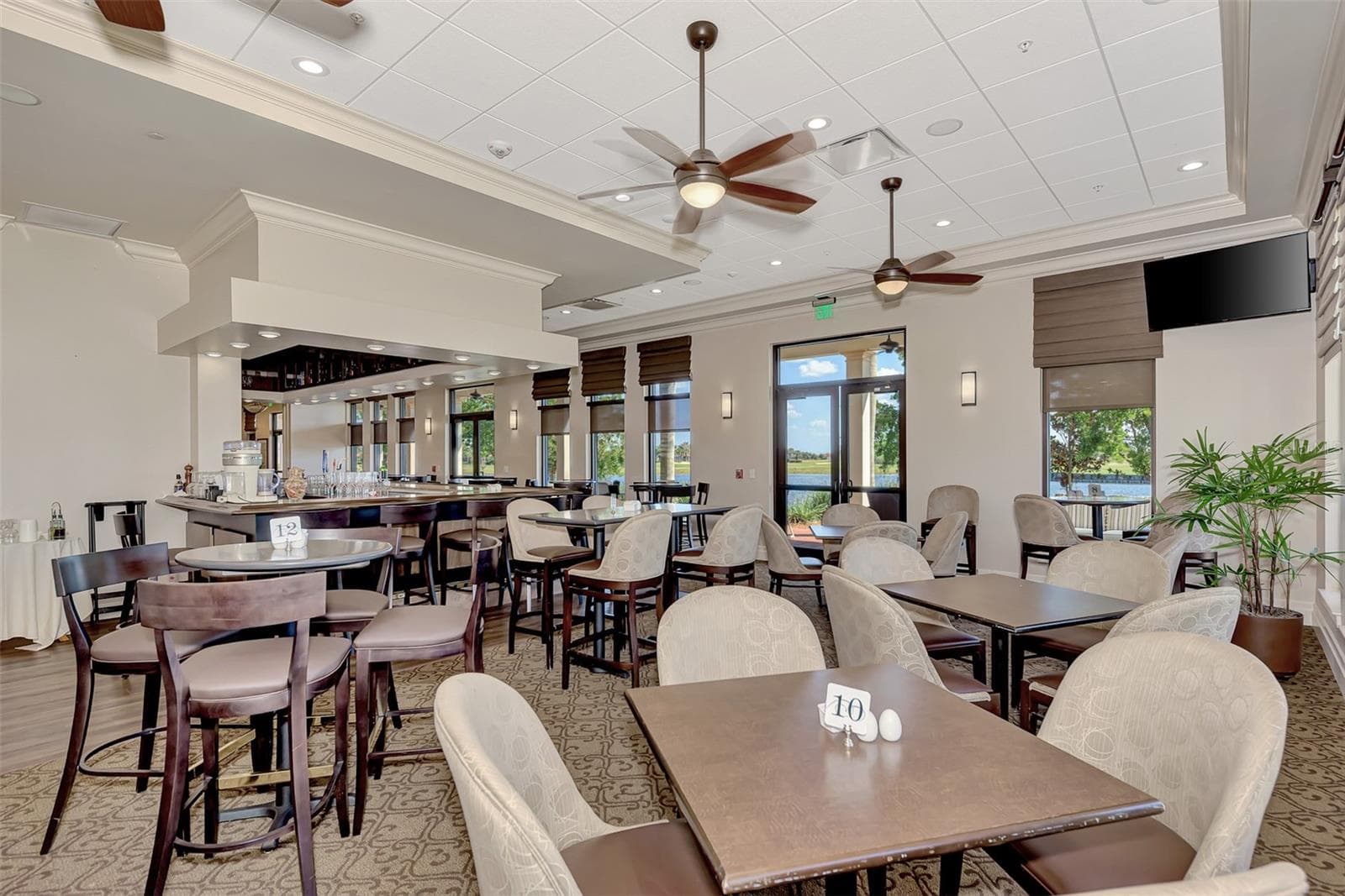 he Palm Club - a great spot for relaxing after a long week. - 10821 TARFLOWER DR #202, VENICE