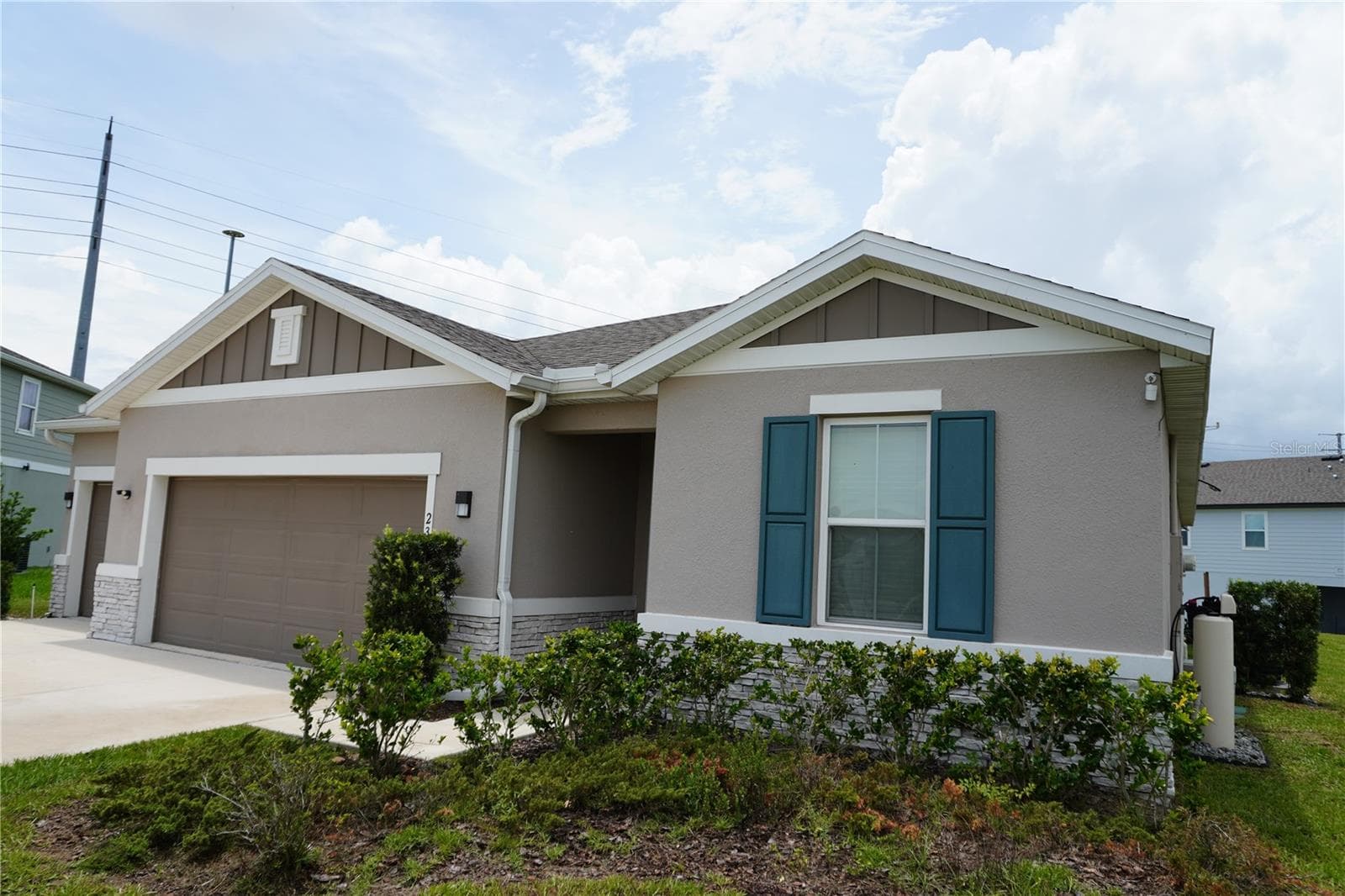 Single Family Residence at 236 HILLCREST DR, DUNDEE, photo 6 of 25