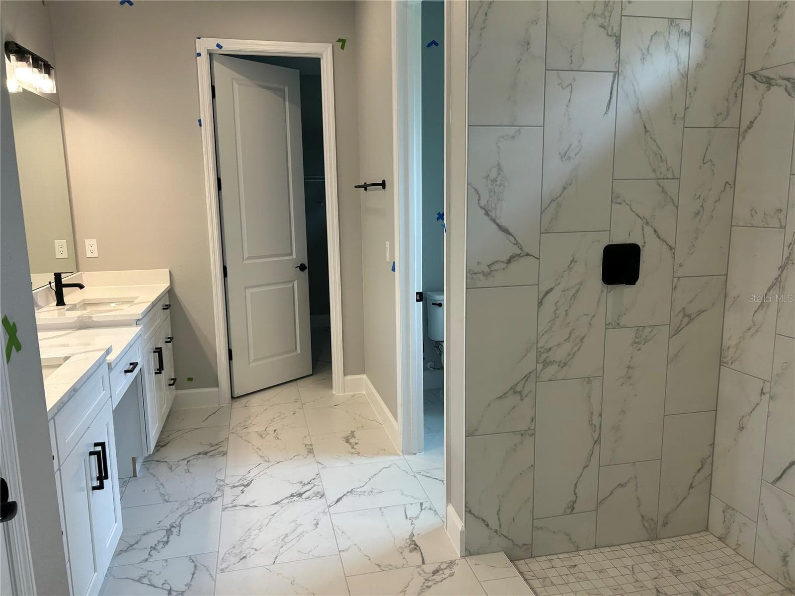 Not the actual home. Photos are of a similar floorplan. Interior/Exterior colors and features may vary. - 2409 W NEWHOPE LN, DUNNELLON