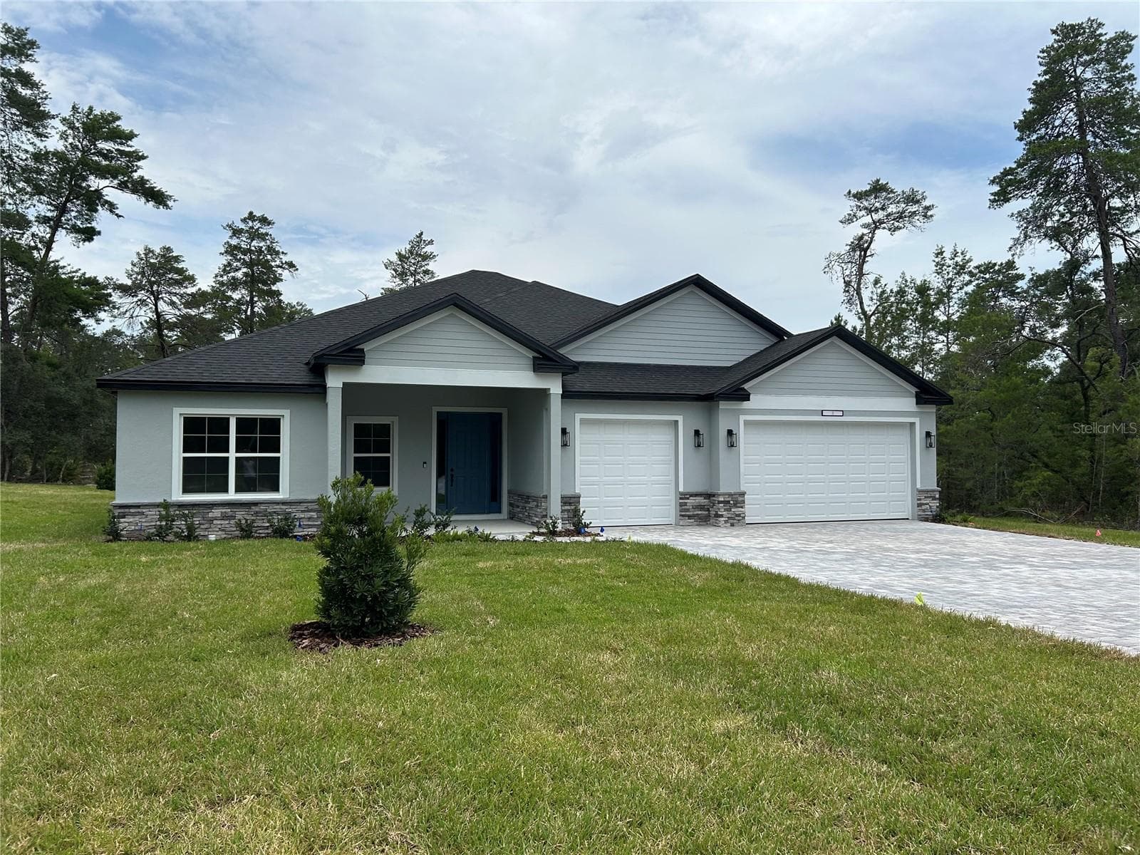 Not the actual home. Photos are of a similar floorplan. Interior/Exterior colors and features may vary. - 13 CACTUS ST, HOMOSASSA