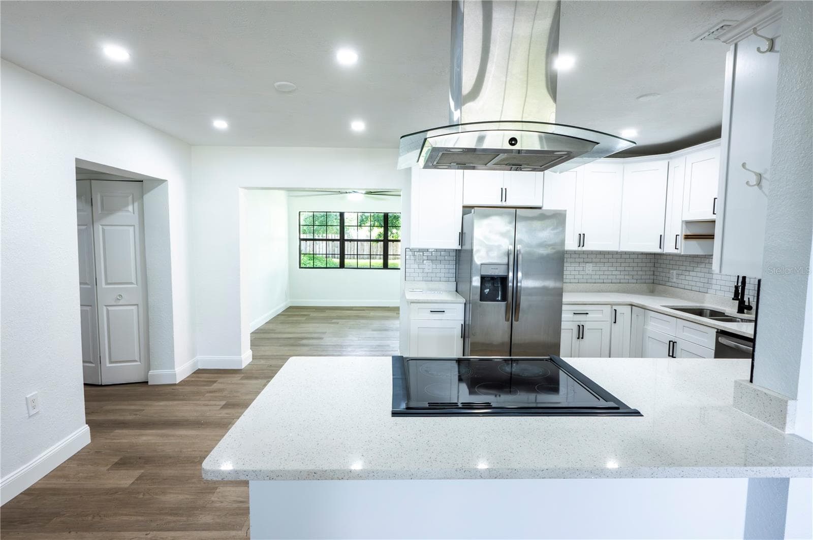 Kitchen - 4104 W WISCONSIN AVE, TAMPA