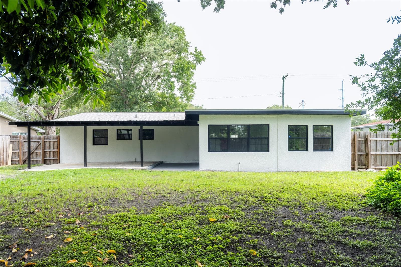 Rear of Home - 4104 W WISCONSIN AVE, TAMPA