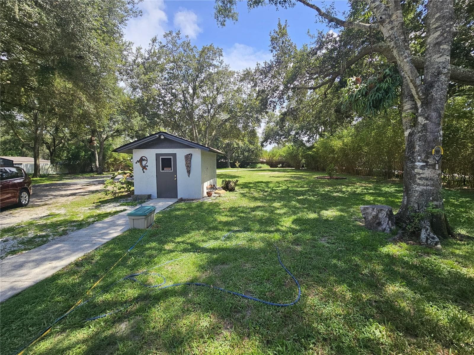 Single Family Residence at 16109 INDIAN MOUND RD, TAMPA, photo 5 of 18