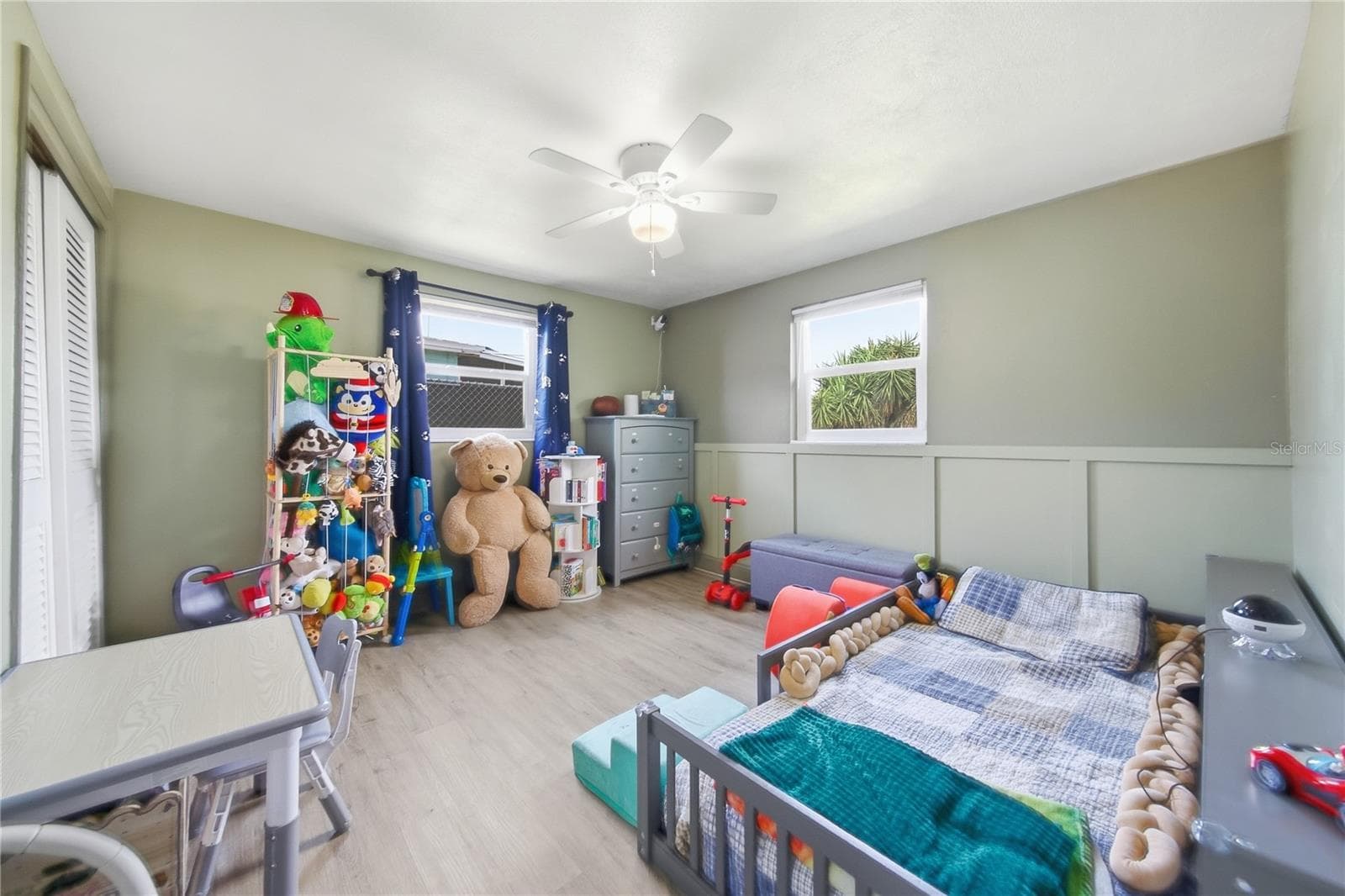 Single Family Residence at 3622 WINDER DR, HOLIDAY, photo 17 of 33