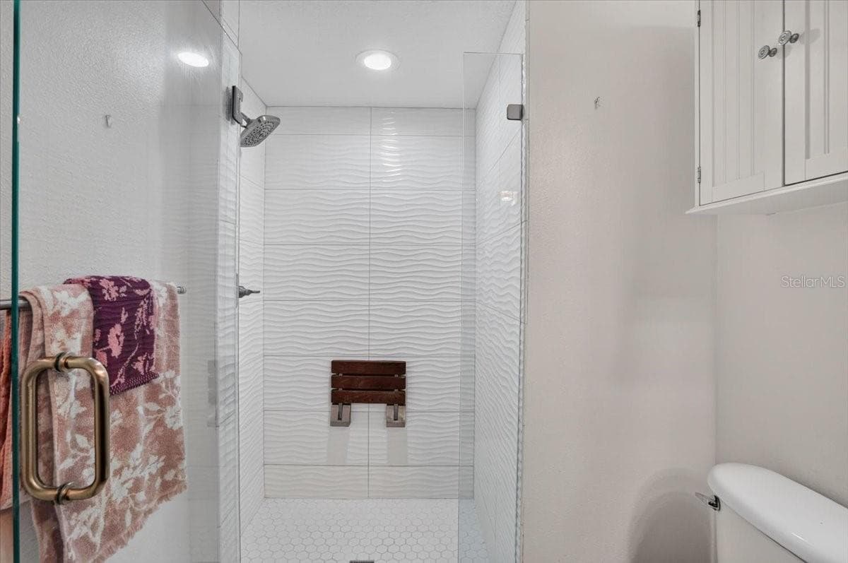 Single Family Residence at 5539 AVENUE DU SOLEIL, LUTZ, photo 32 of 53
