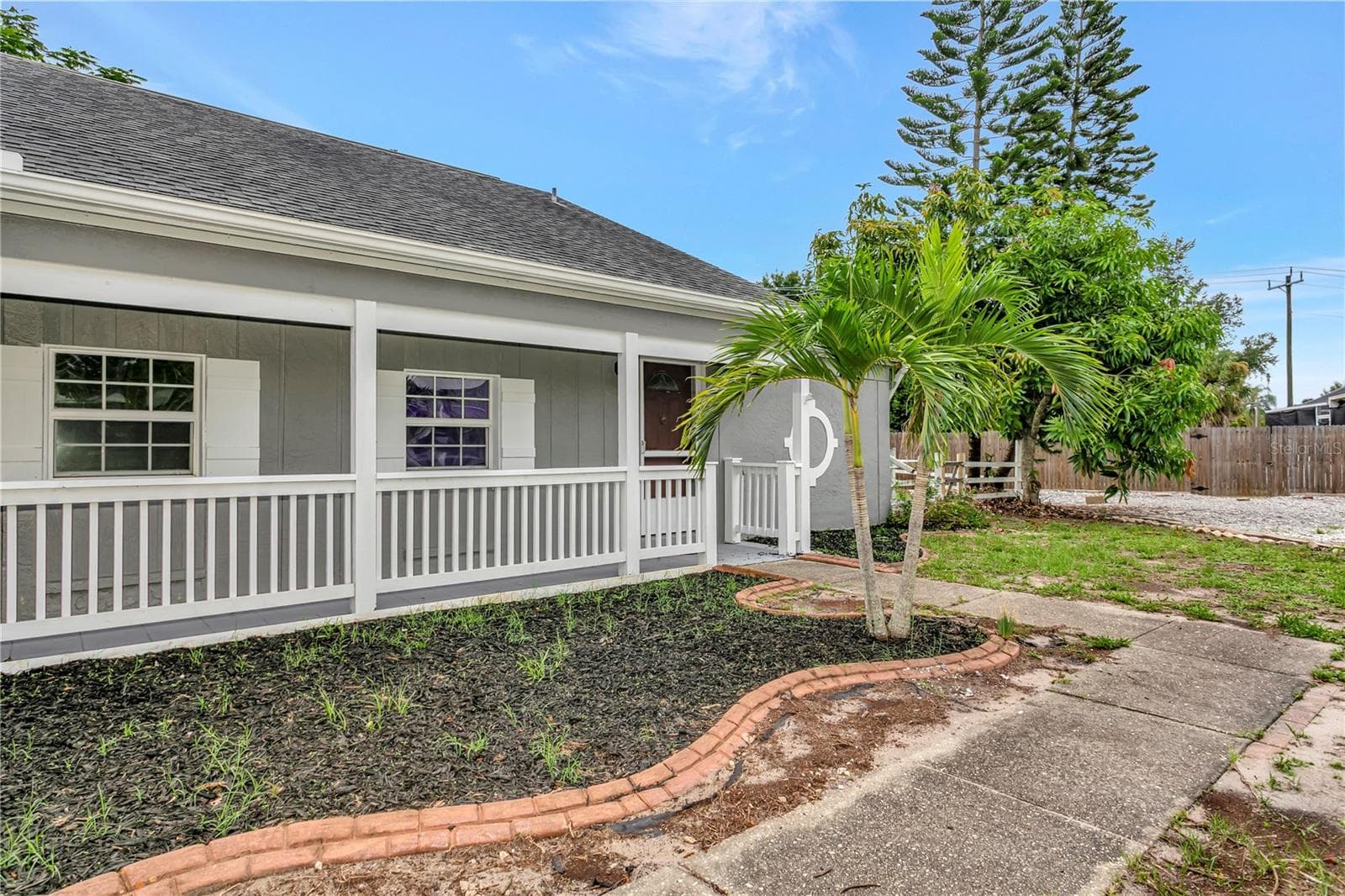 Single Family Residence at 5680 25TH STREET CIR E, BRADENTON, photo 3 of 23