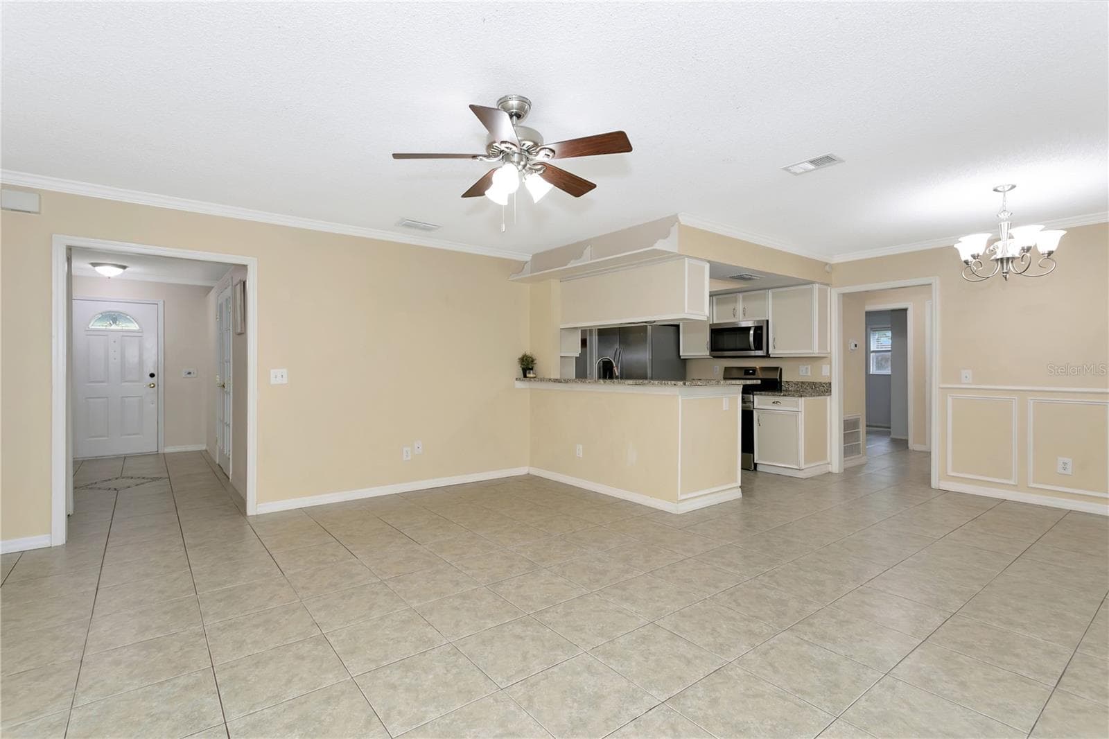 Single Family Residence at 5680 25TH STREET CIR E, BRADENTON, photo 8 of 23