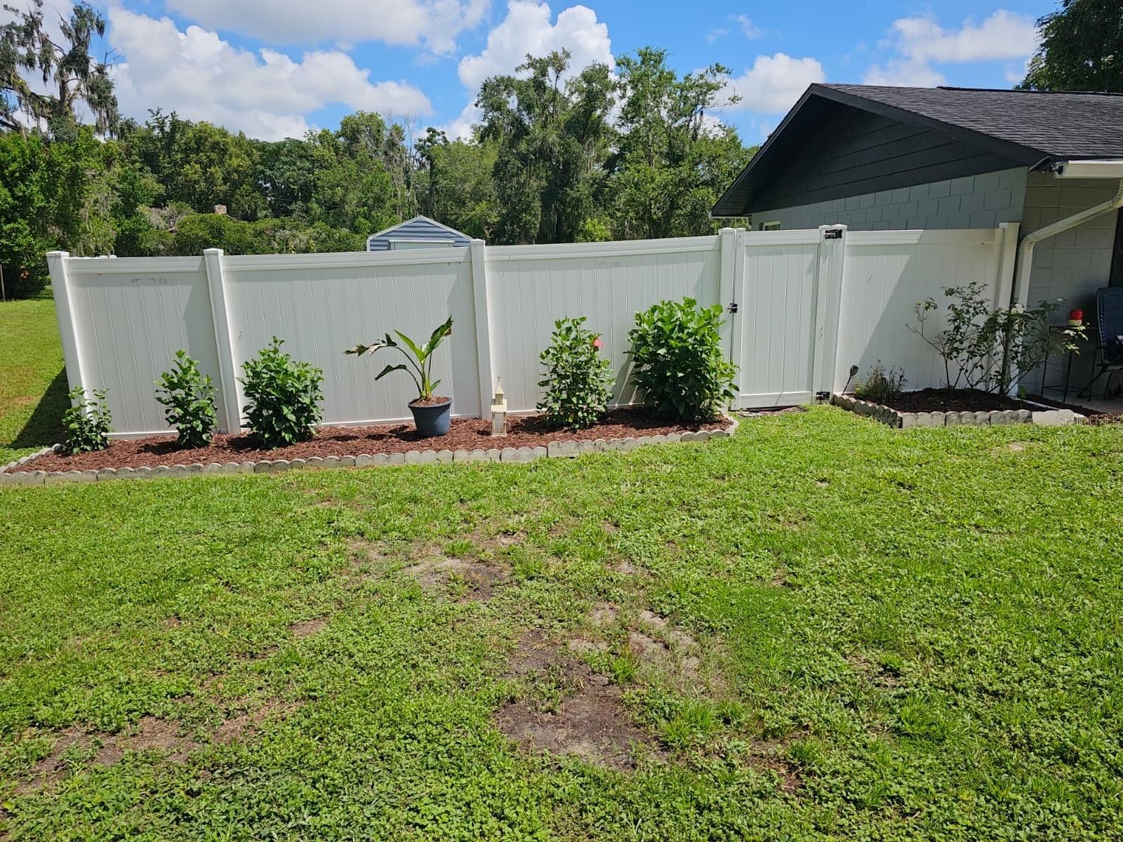new lanscaping in the front yard - 5203 SE 114TH ST, BELLEVIEW