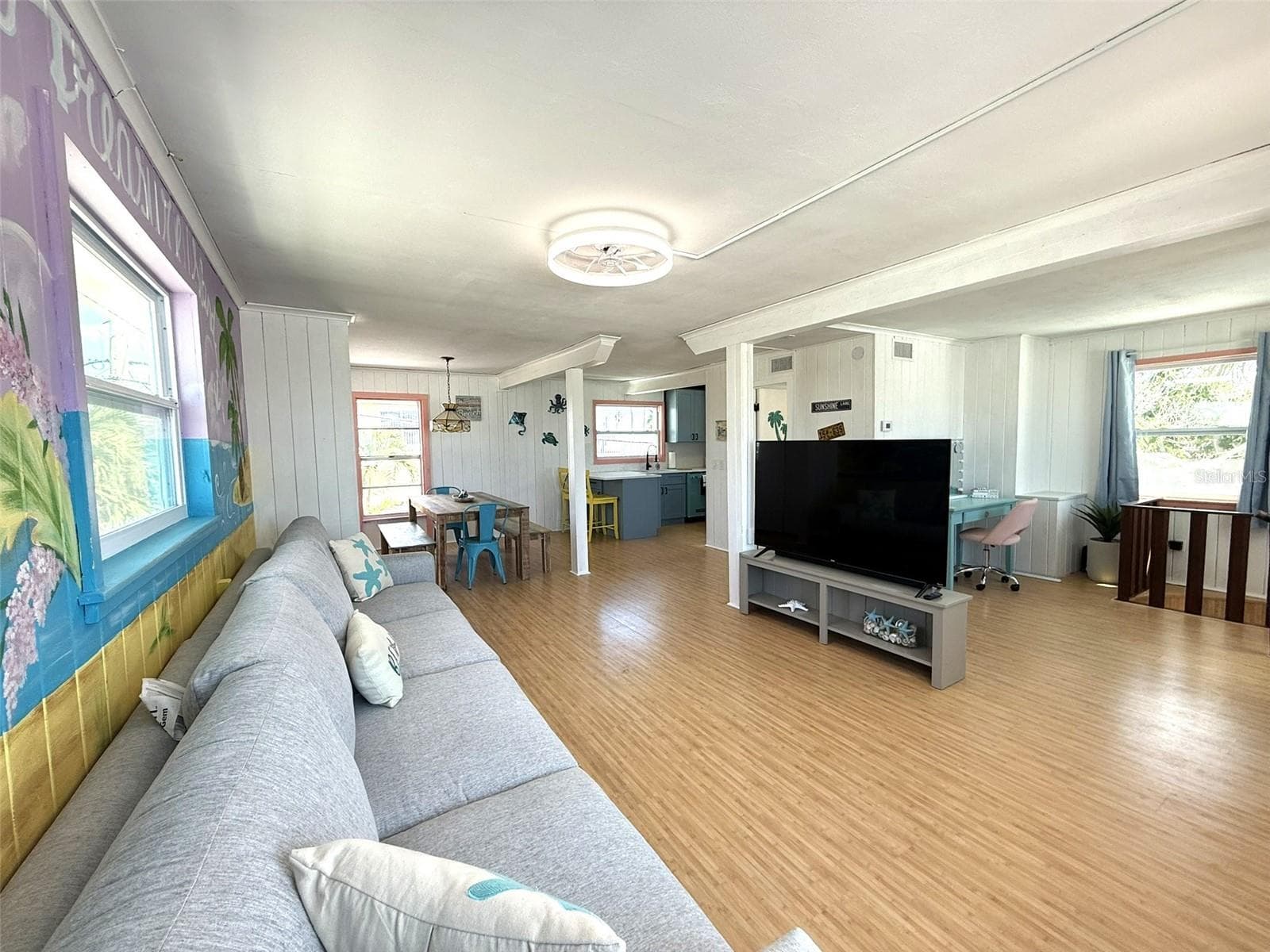 Duplex at 12609 SUNSHINE LN, TREASURE ISLAND, photo 9 of 56
