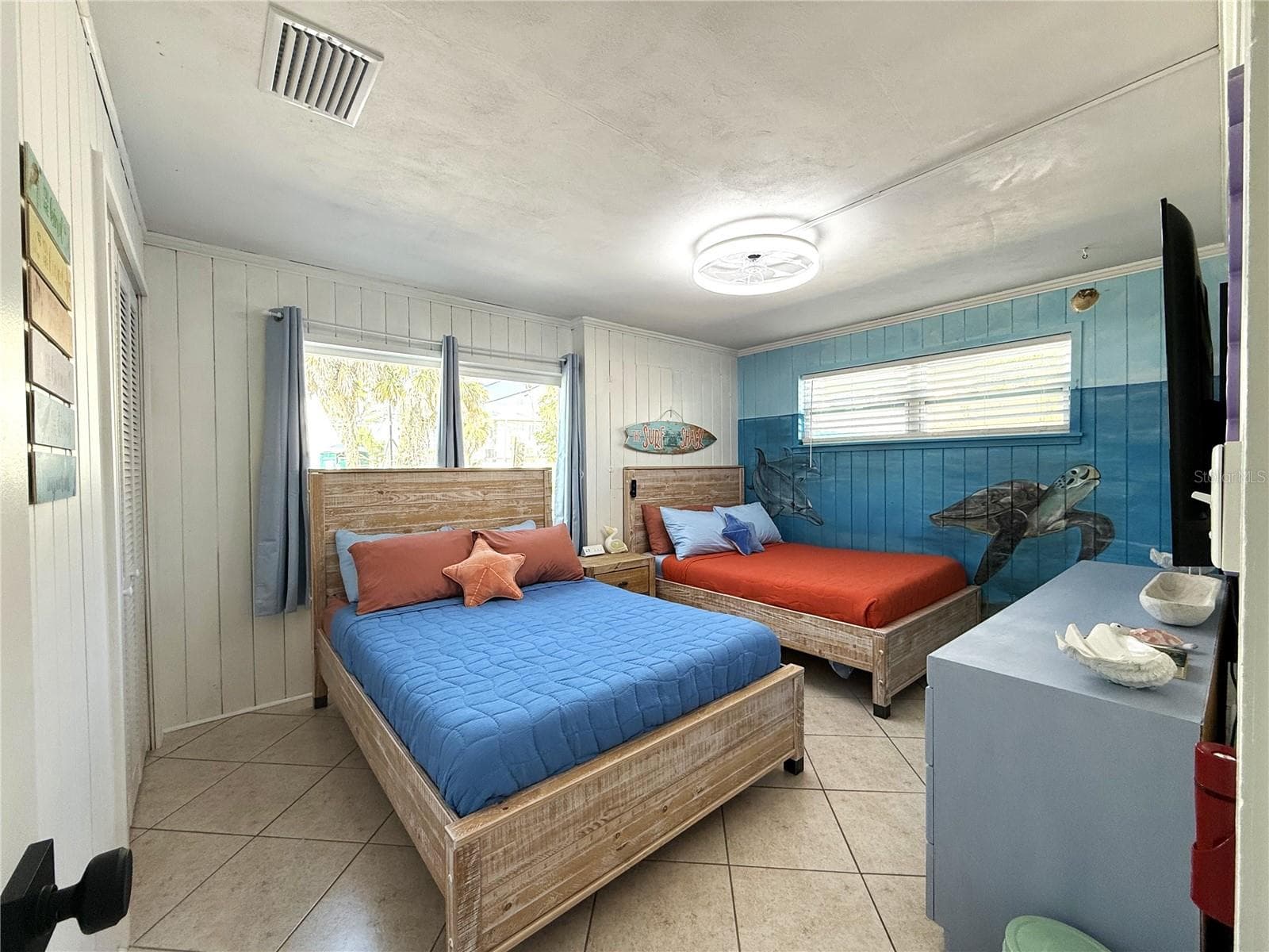 Duplex at 12609 SUNSHINE LN, TREASURE ISLAND, photo 25 of 56