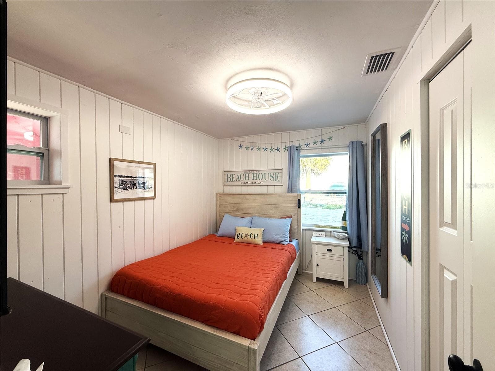 Duplex at 12609 SUNSHINE LN, TREASURE ISLAND, photo 27 of 56