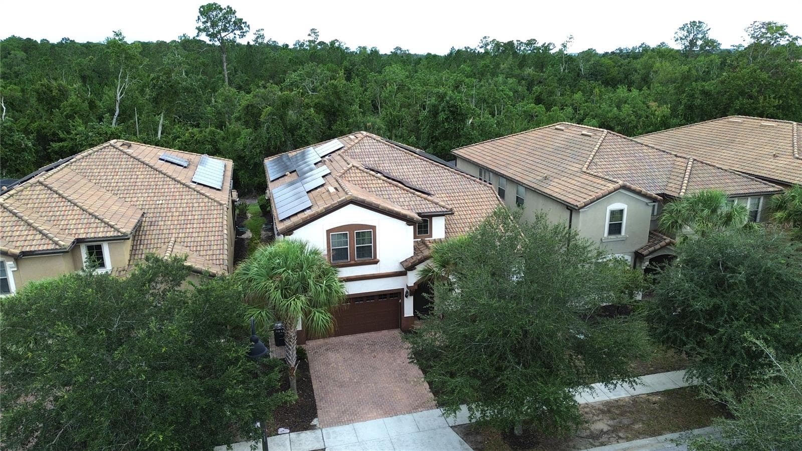 Single Family Residence at 8812 MACAPA DR, KISSIMMEE, photo 2 of 90